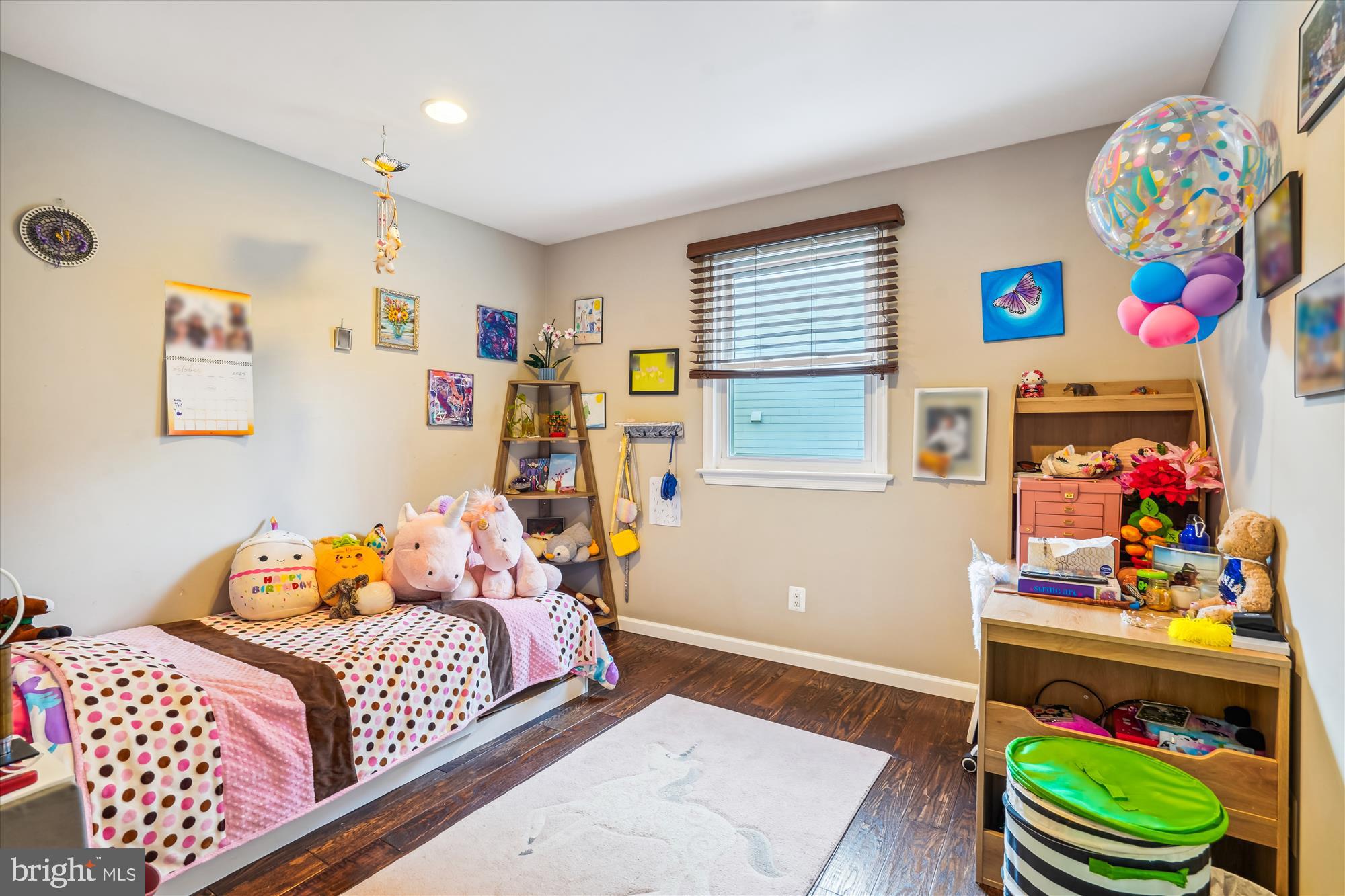 VIENNA WOODS - Residential