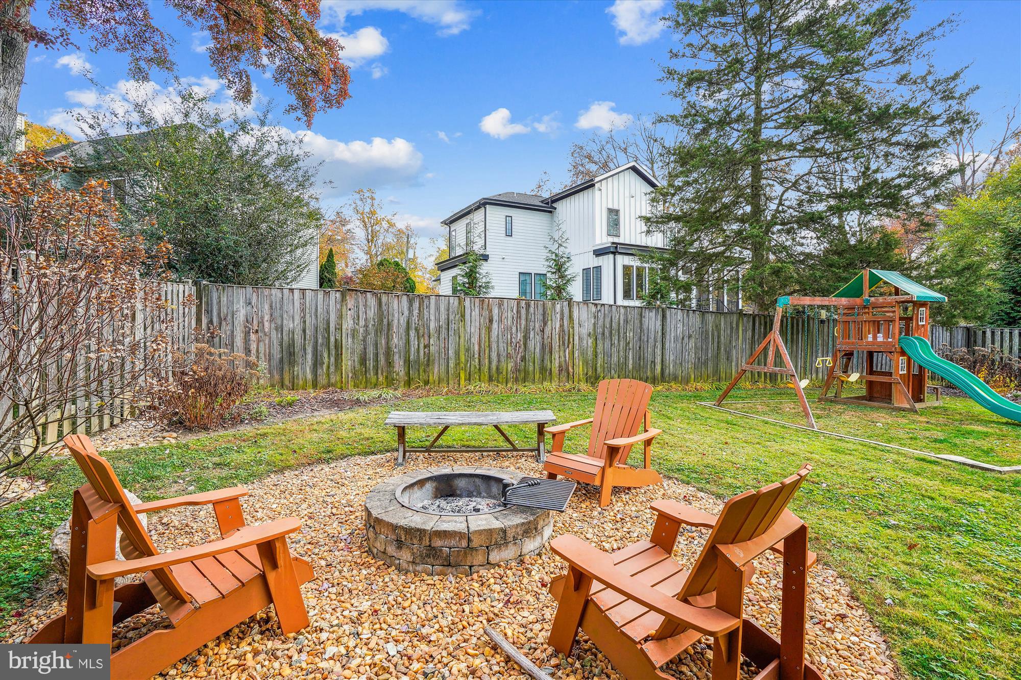 VIENNA WOODS - Residential