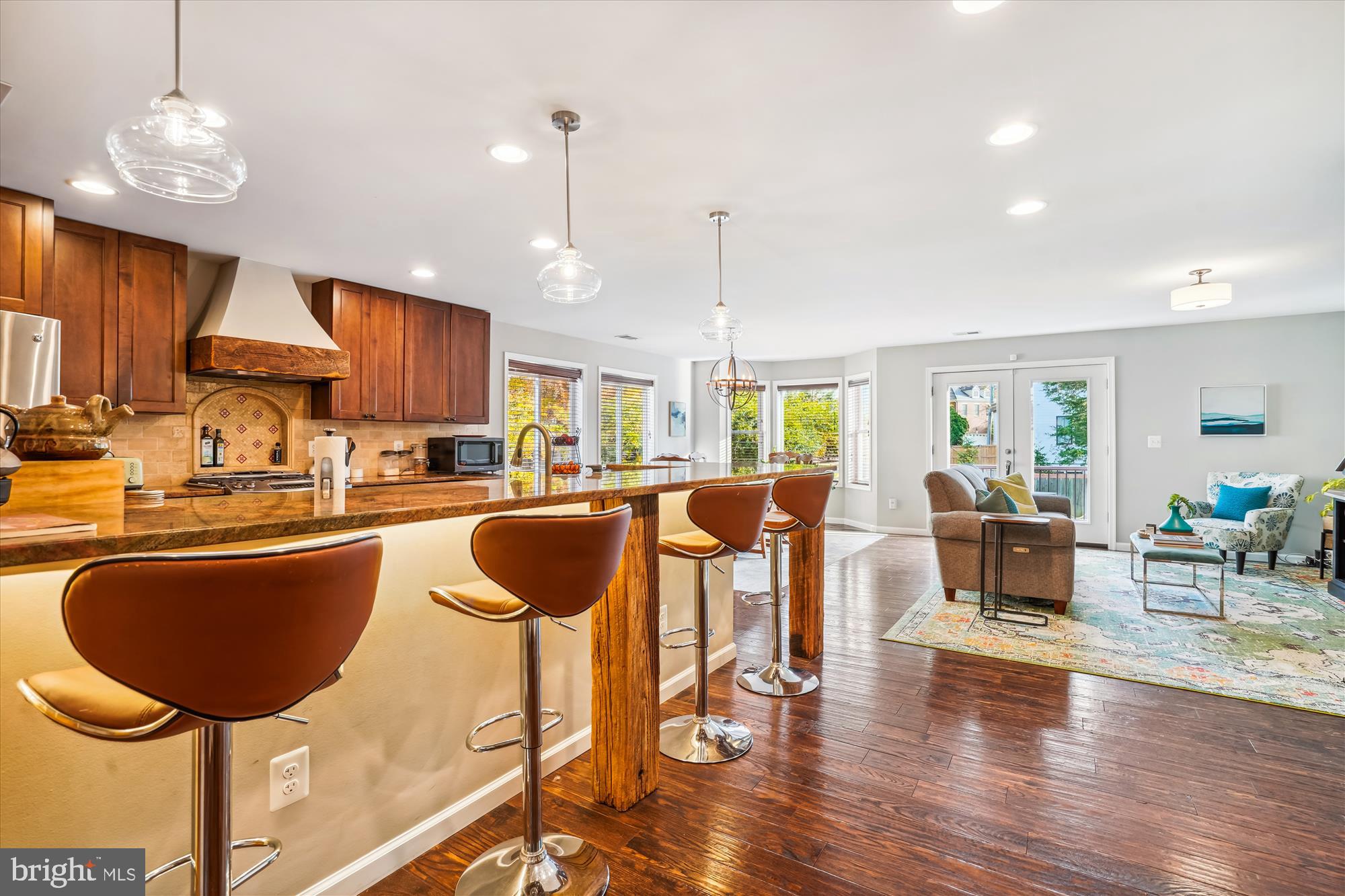 VIENNA WOODS - Residential