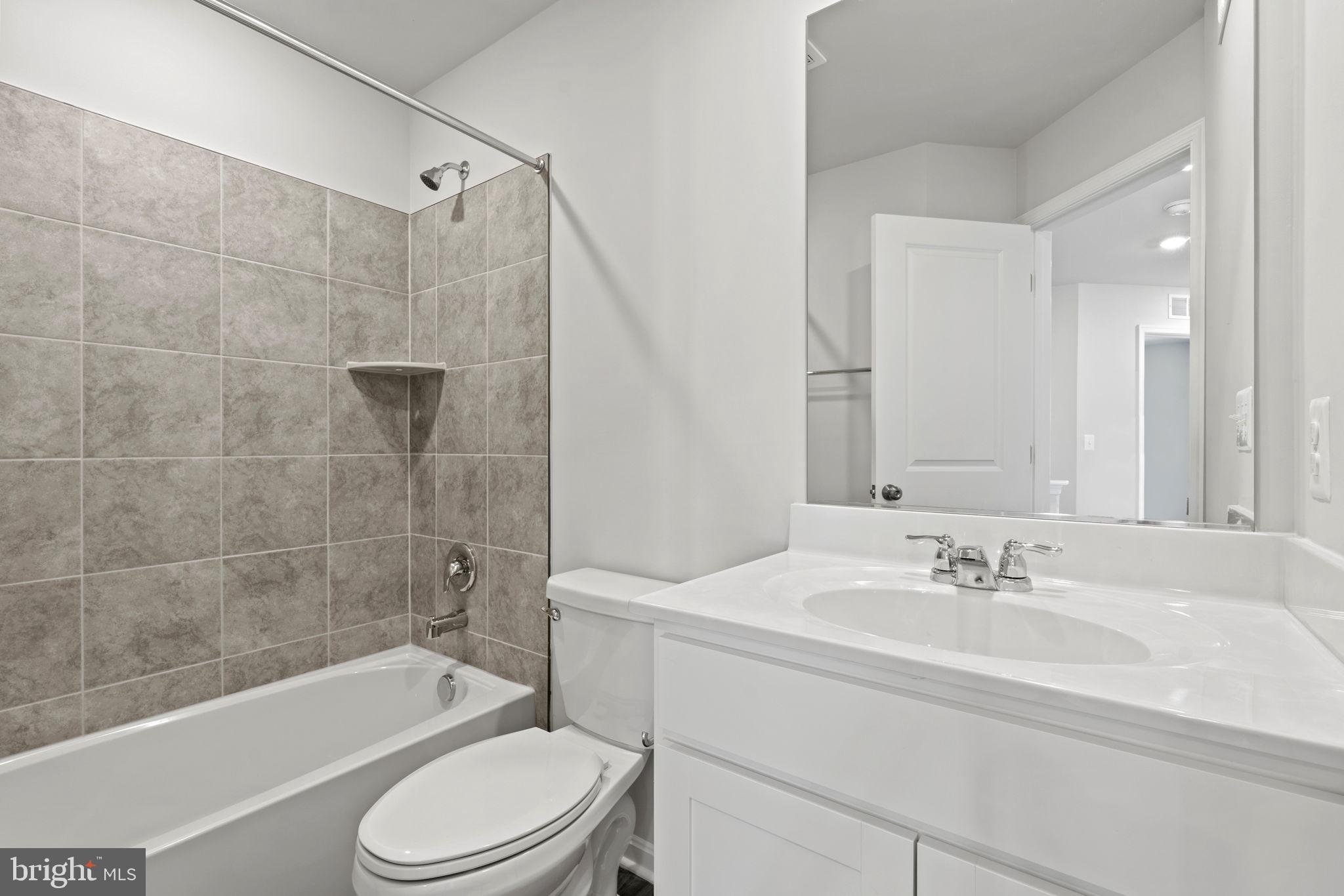 NORBORNE GLEBE - Residential Lease