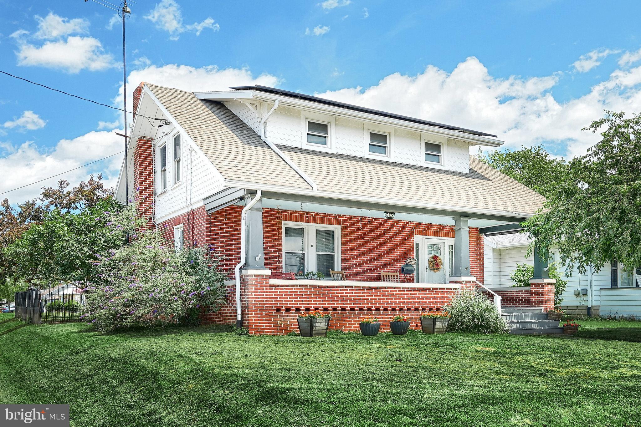 545 W KING STREET