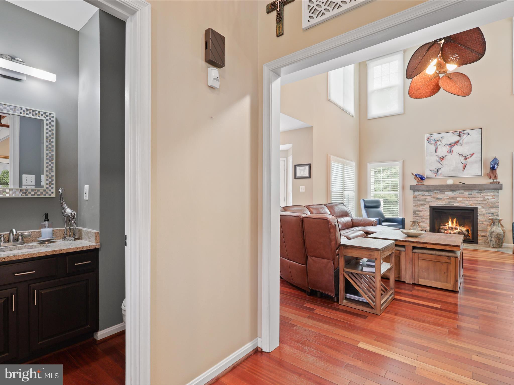 VANTAGE POINT - Residential