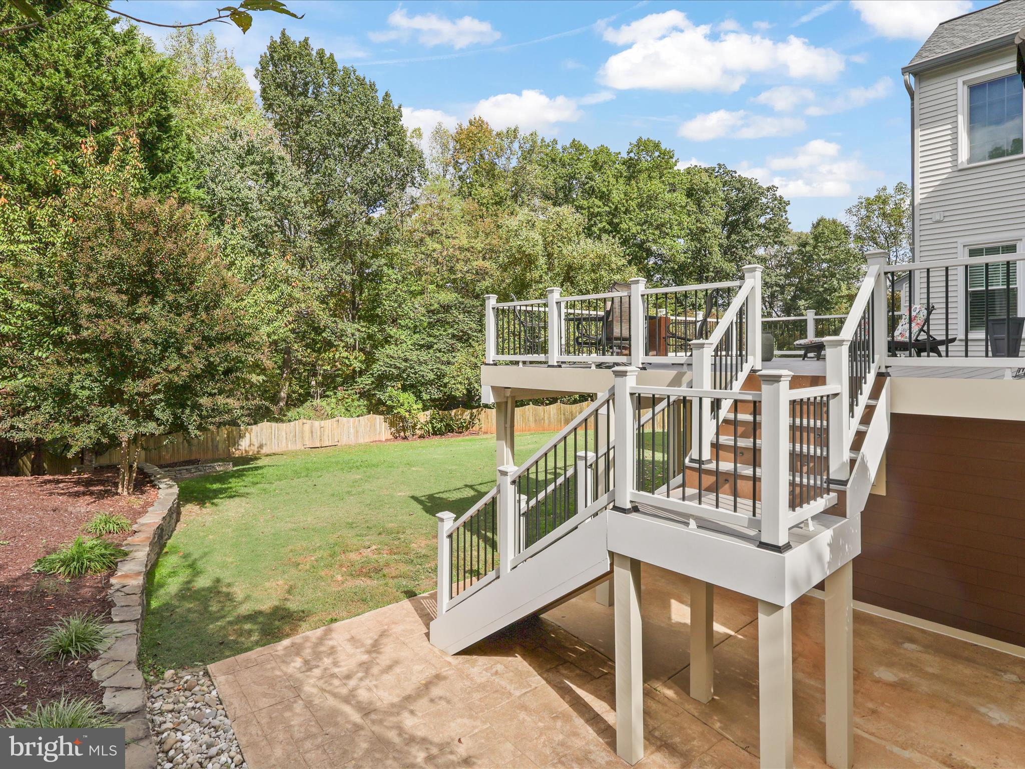 VANTAGE POINT - Residential