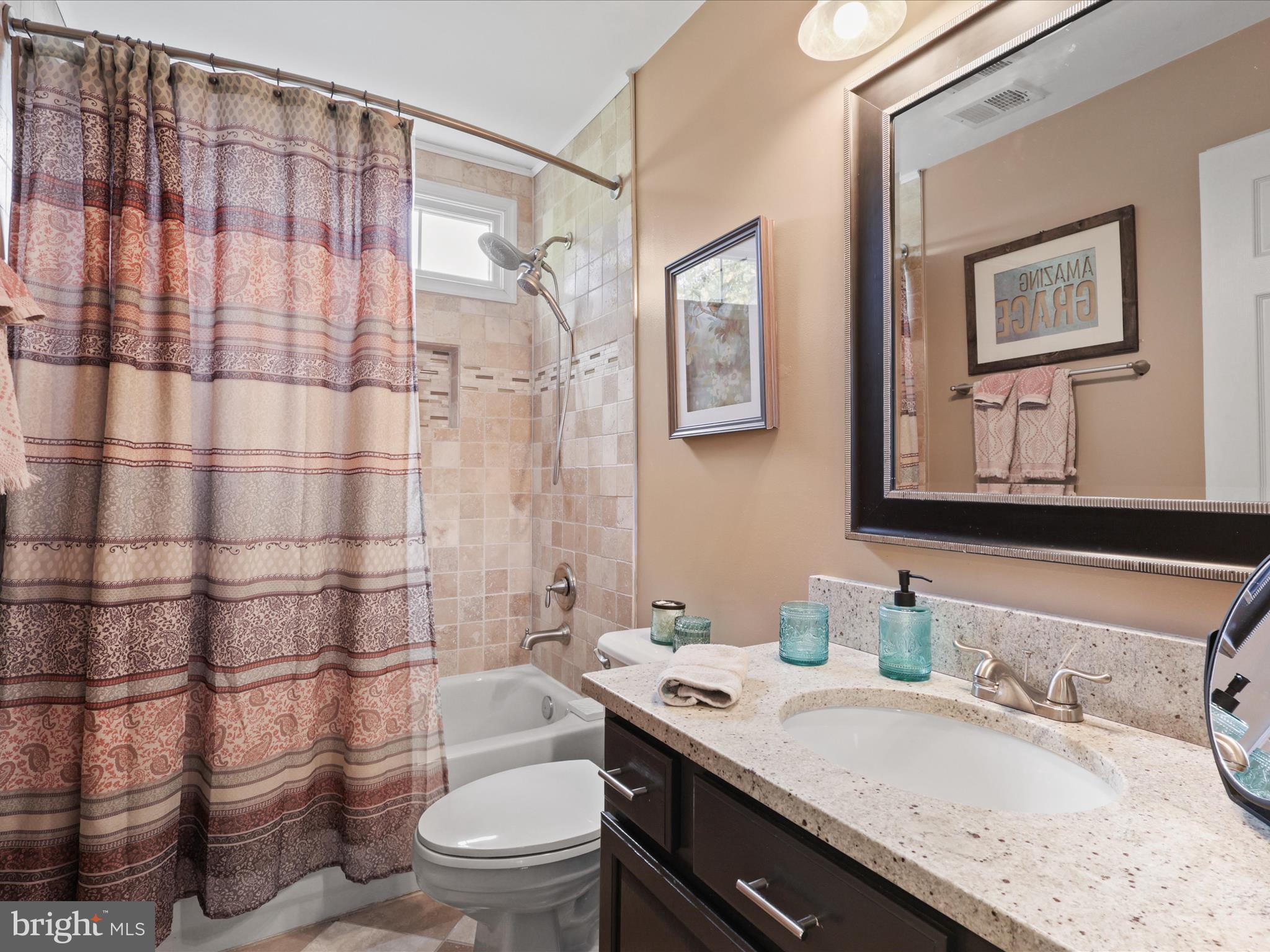 VANTAGE POINT - Residential