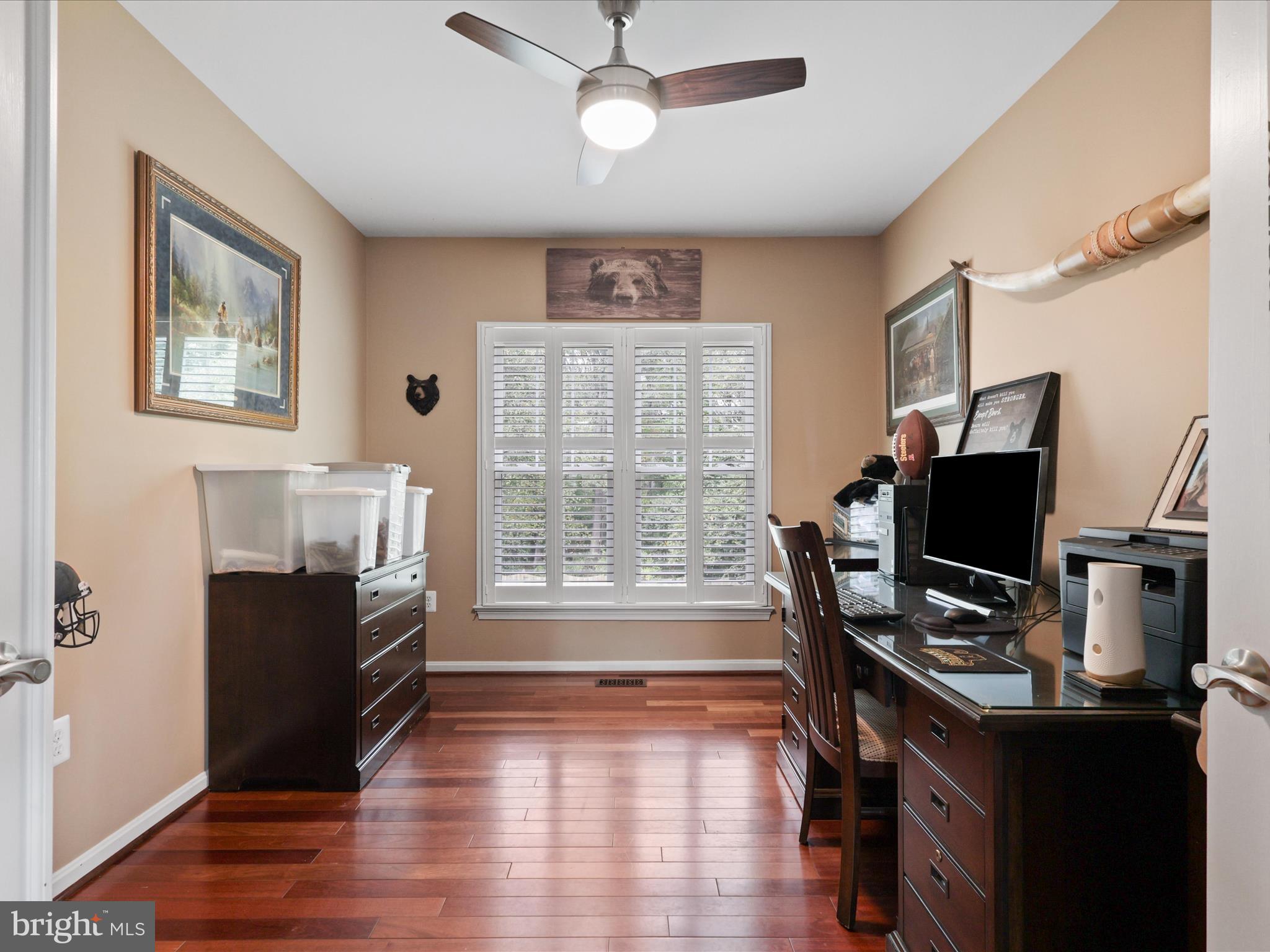 VANTAGE POINT - Residential