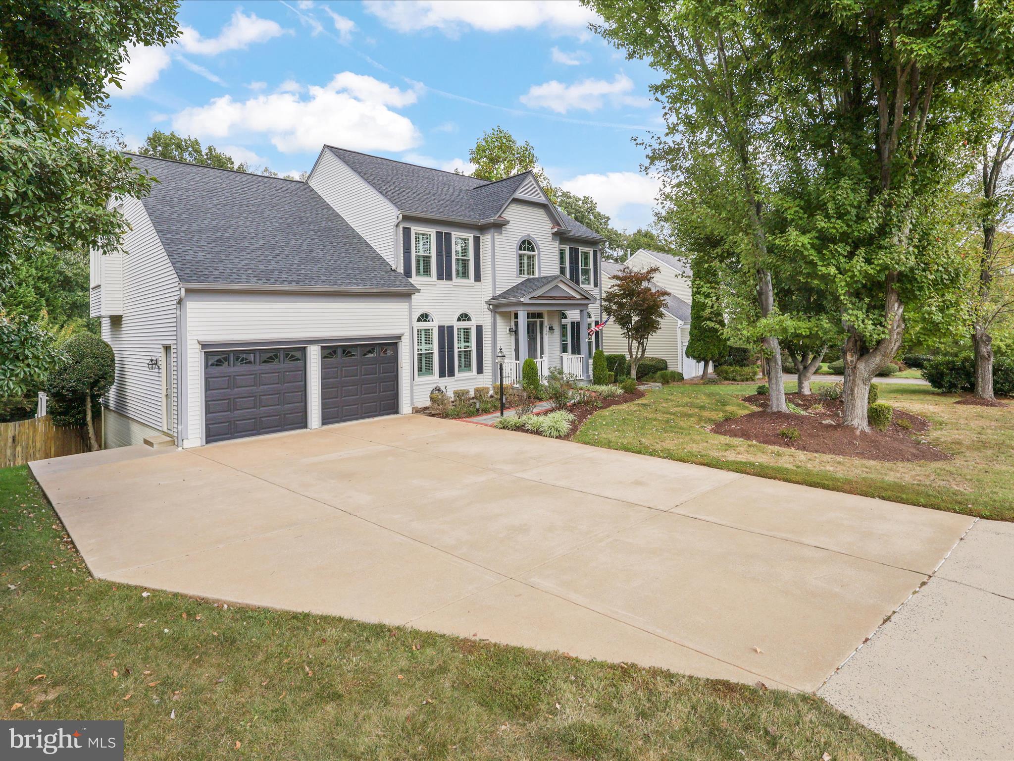 210 W LOCUST STREET
