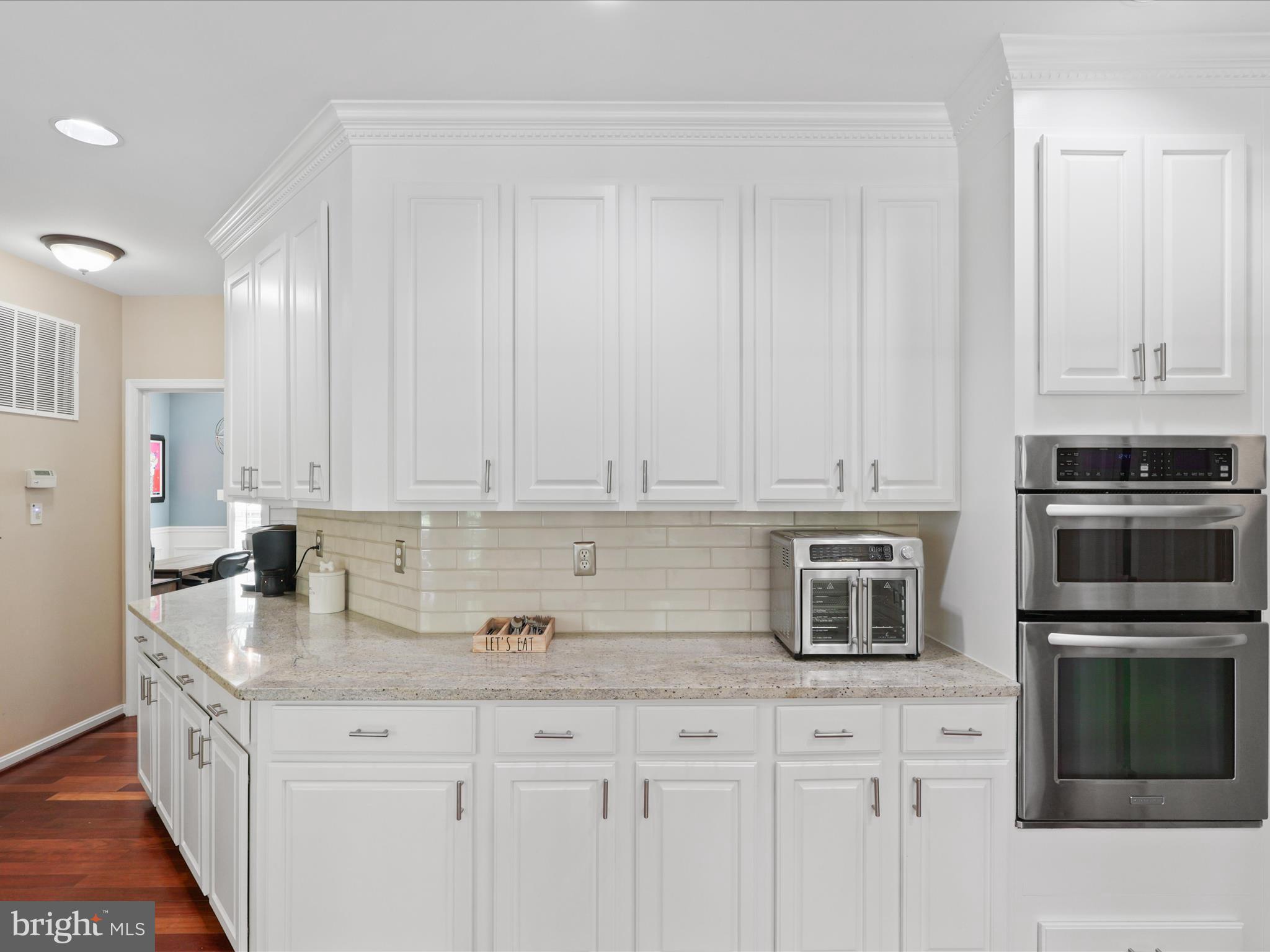 VANTAGE POINT - Residential