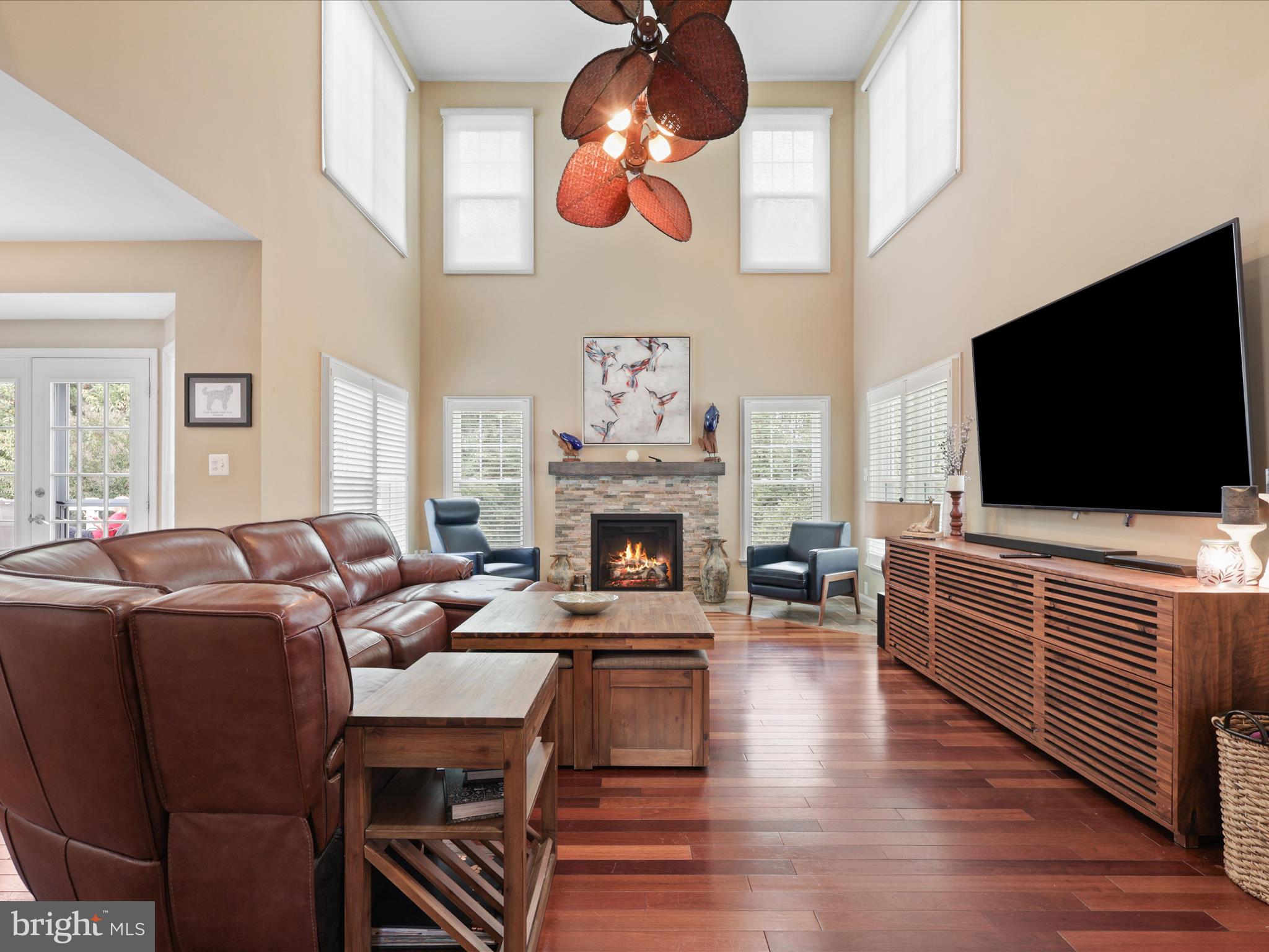 VANTAGE POINT - Residential