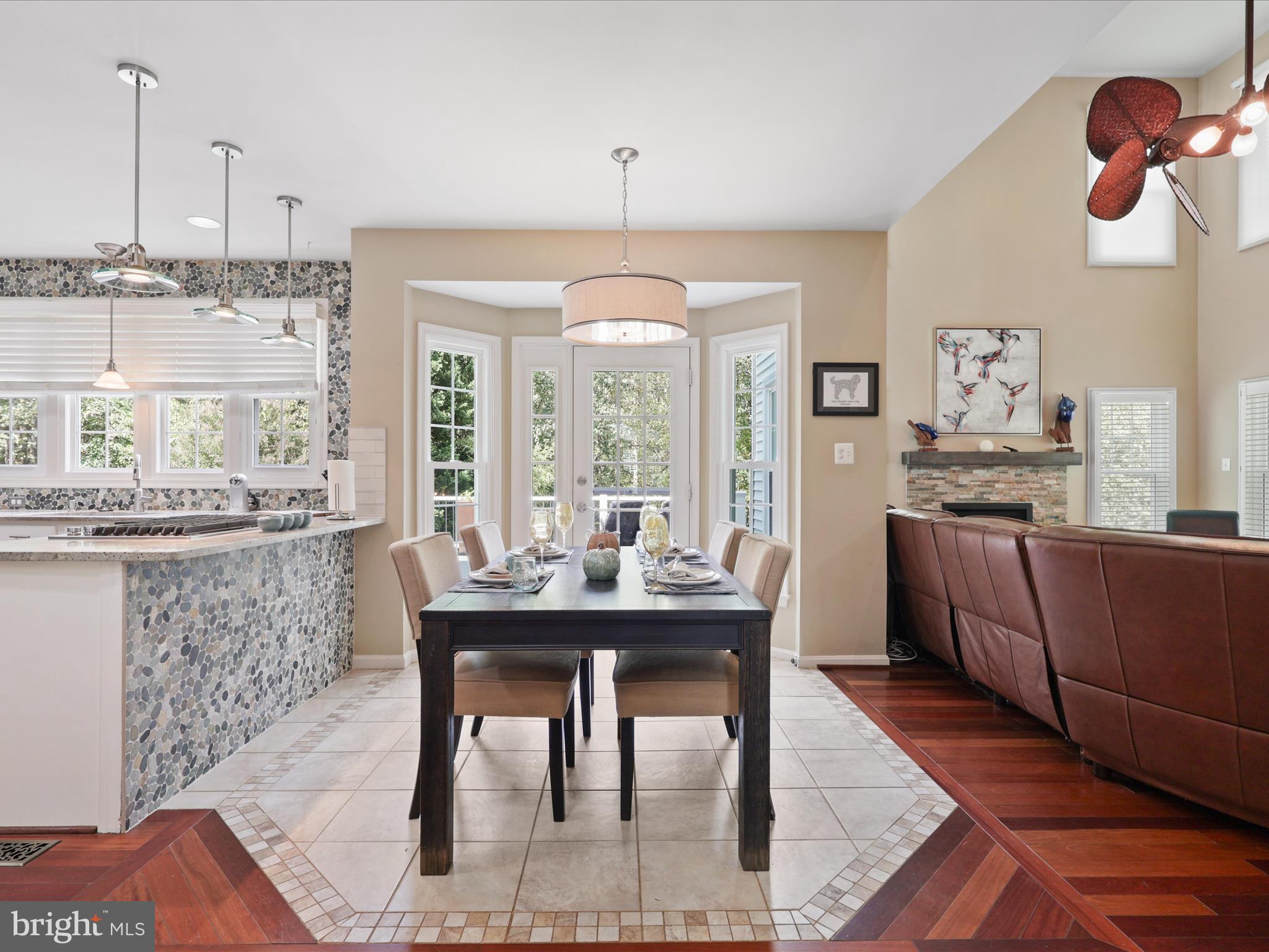 VANTAGE POINT - Residential