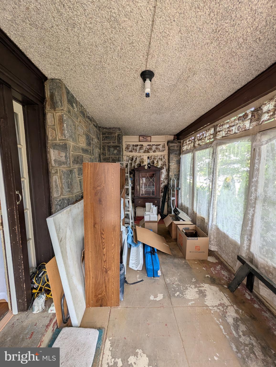 80 W MARSHALL ROAD
