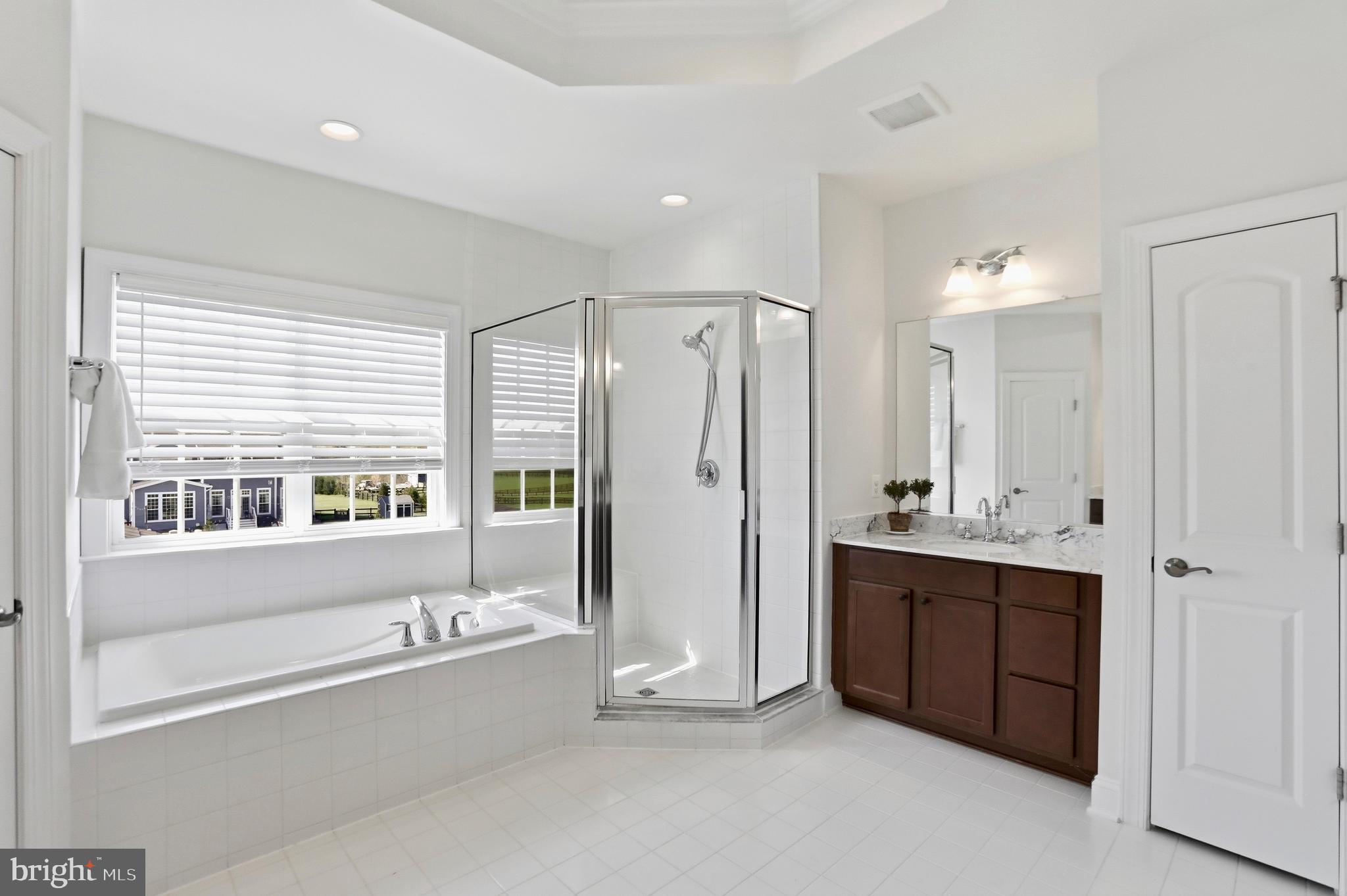 BURSTEIN - Residential