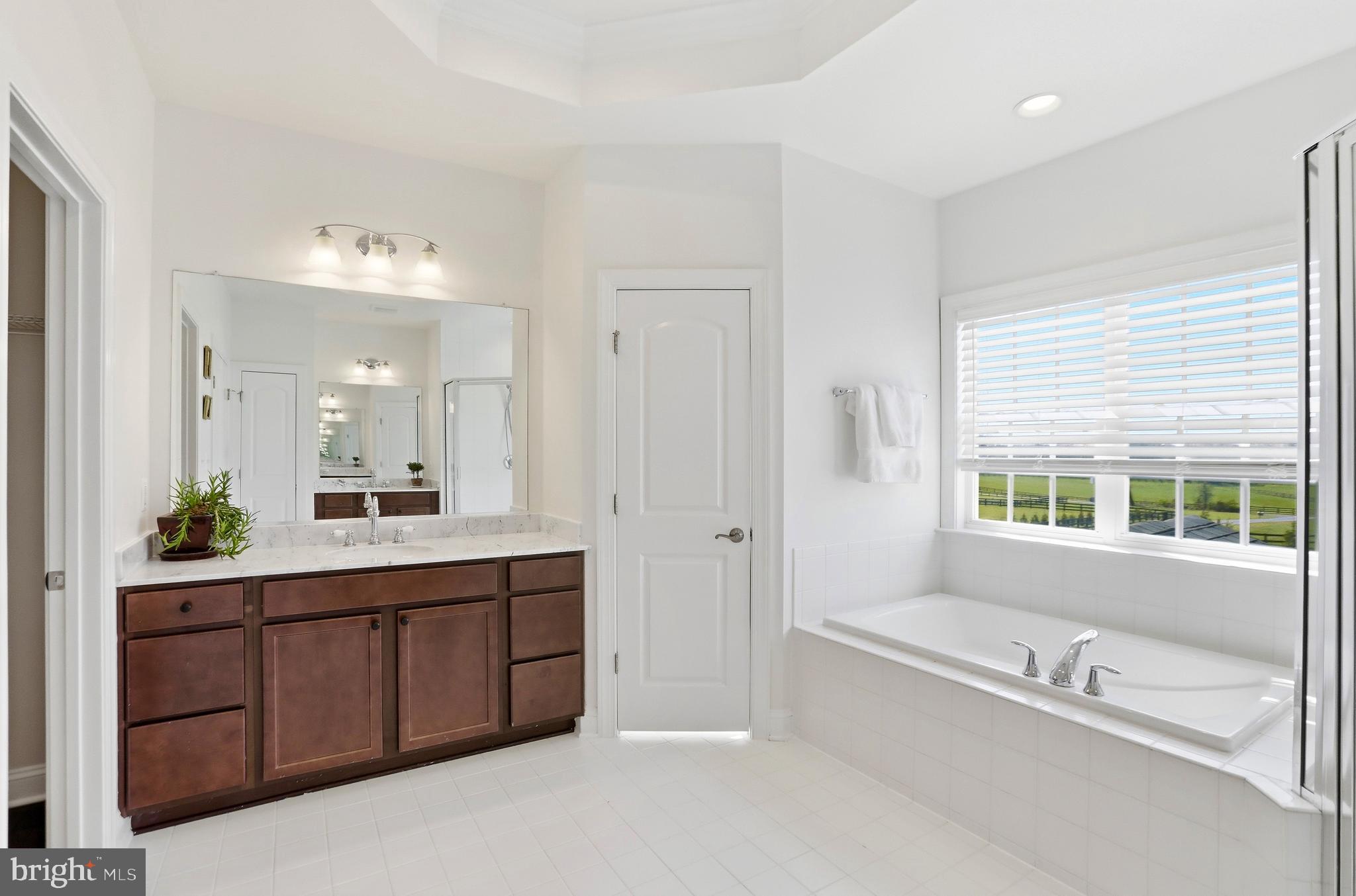 BURSTEIN - Residential