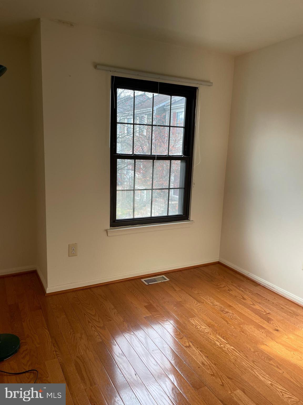 SEQUOIA LEA - Residential