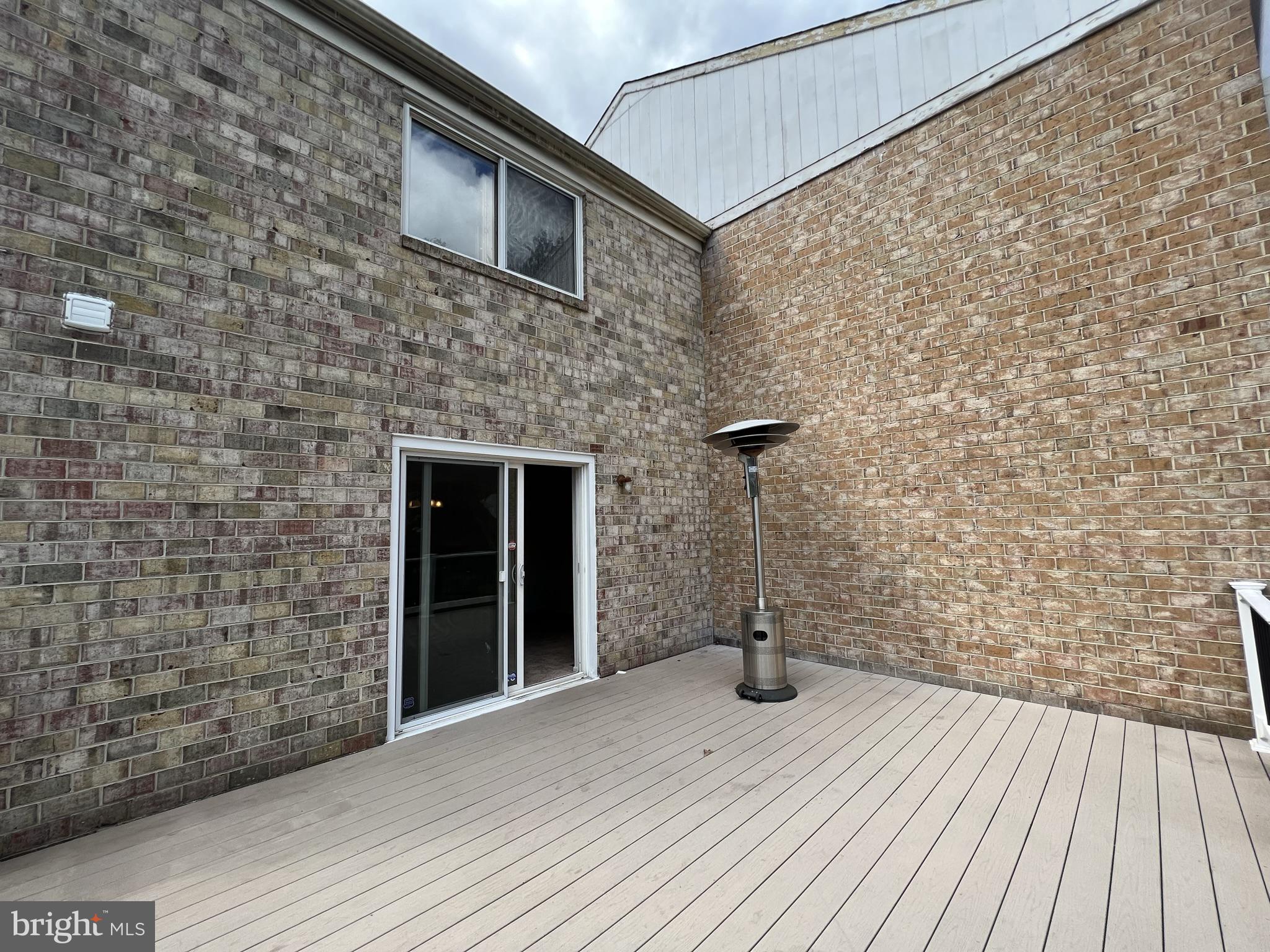 KINGS CONTRIVANCE - Residential Lease