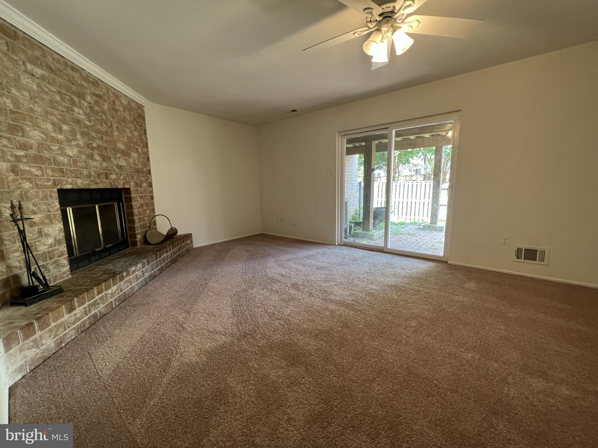 KINGS CONTRIVANCE - Residential Lease