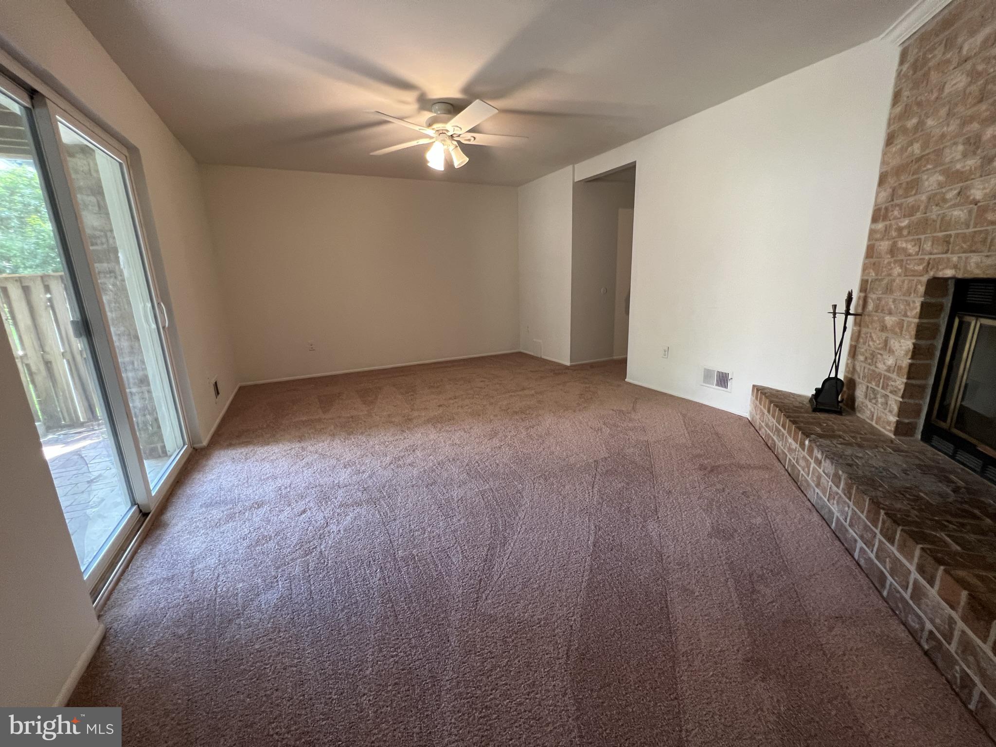 KINGS CONTRIVANCE - Residential Lease