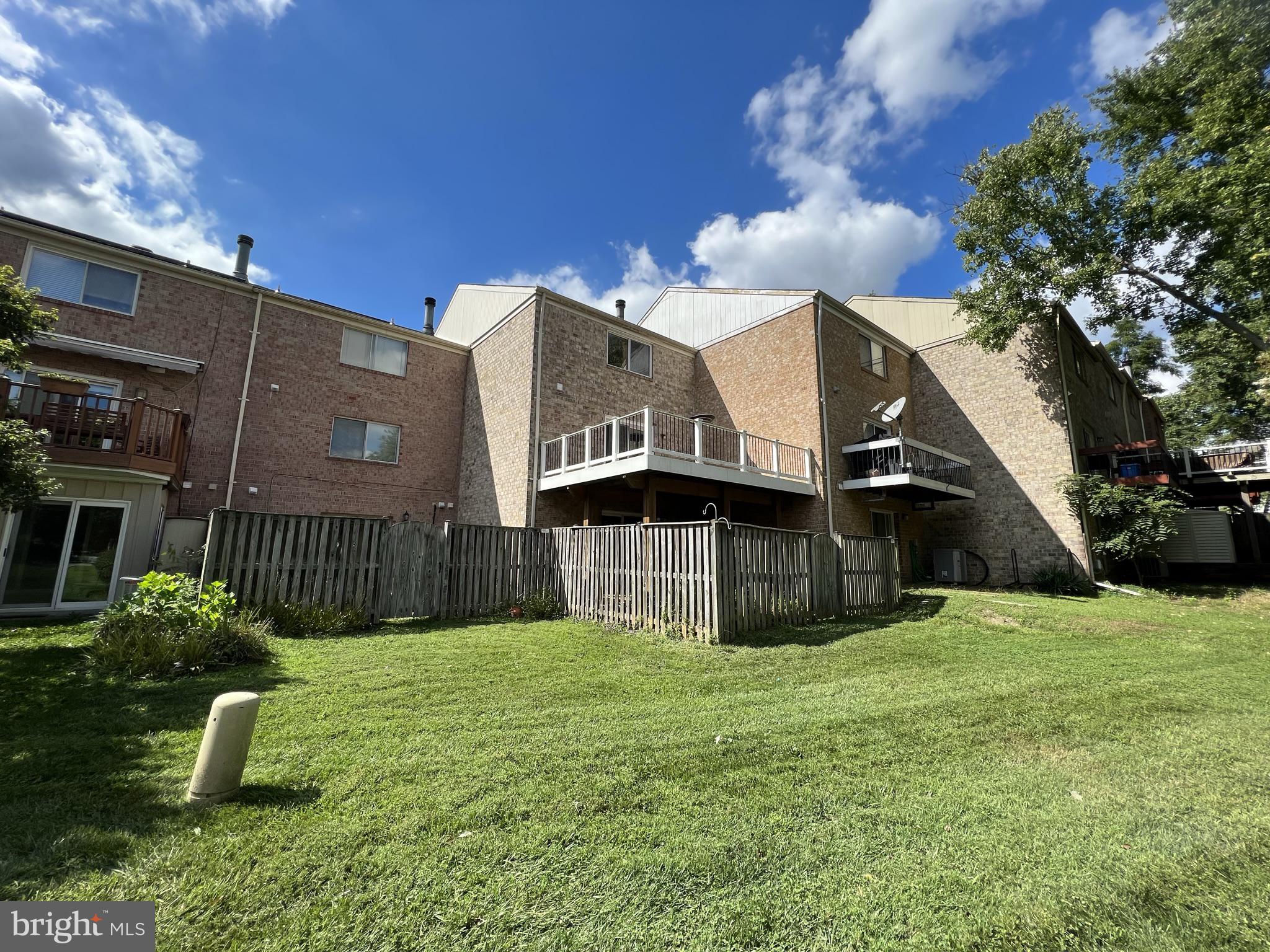 KINGS CONTRIVANCE - Residential Lease