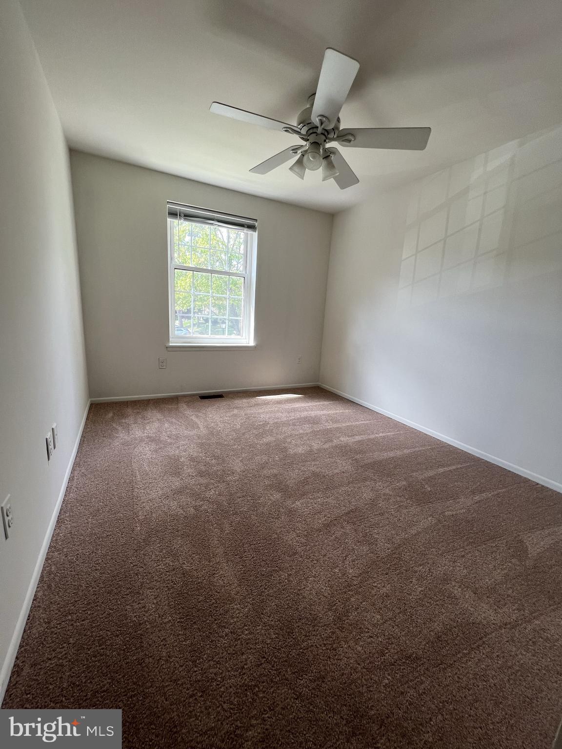 KINGS CONTRIVANCE - Residential Lease