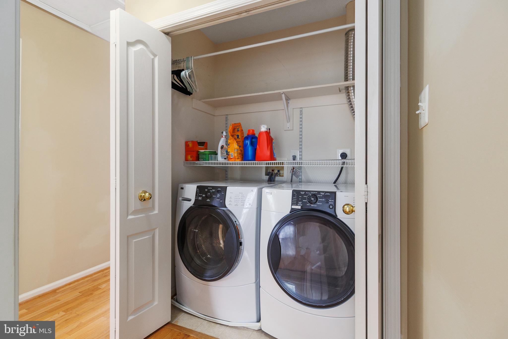 ASHBURN FARM - Residential