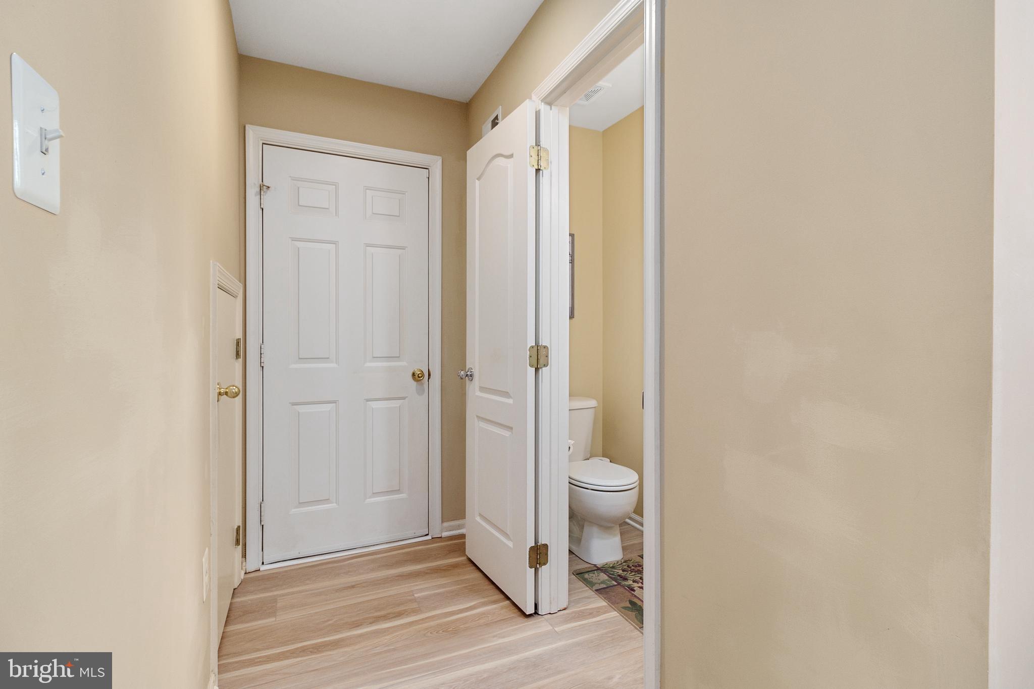 ASHBURN FARM - Residential