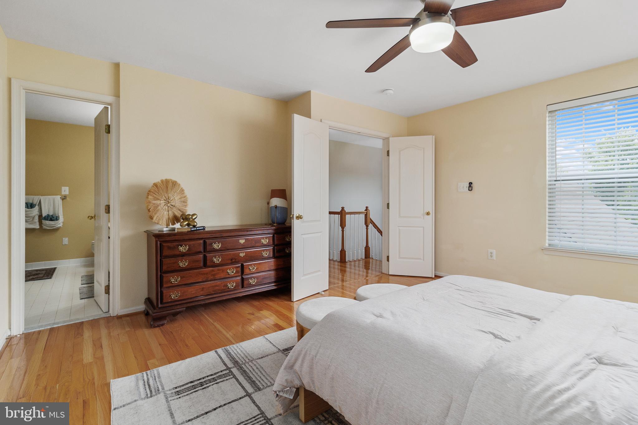 ASHBURN FARM - Residential