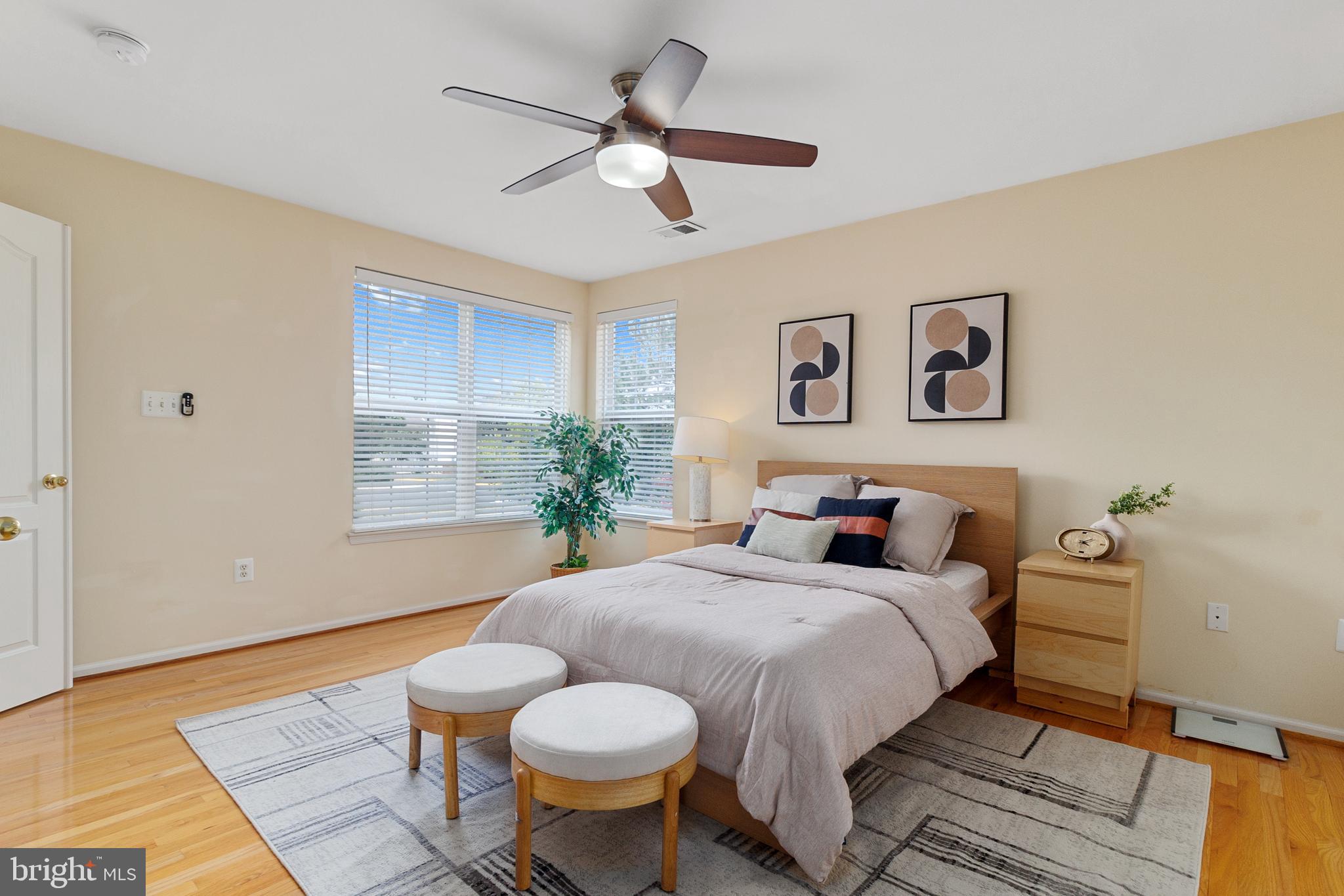 ASHBURN FARM - Residential