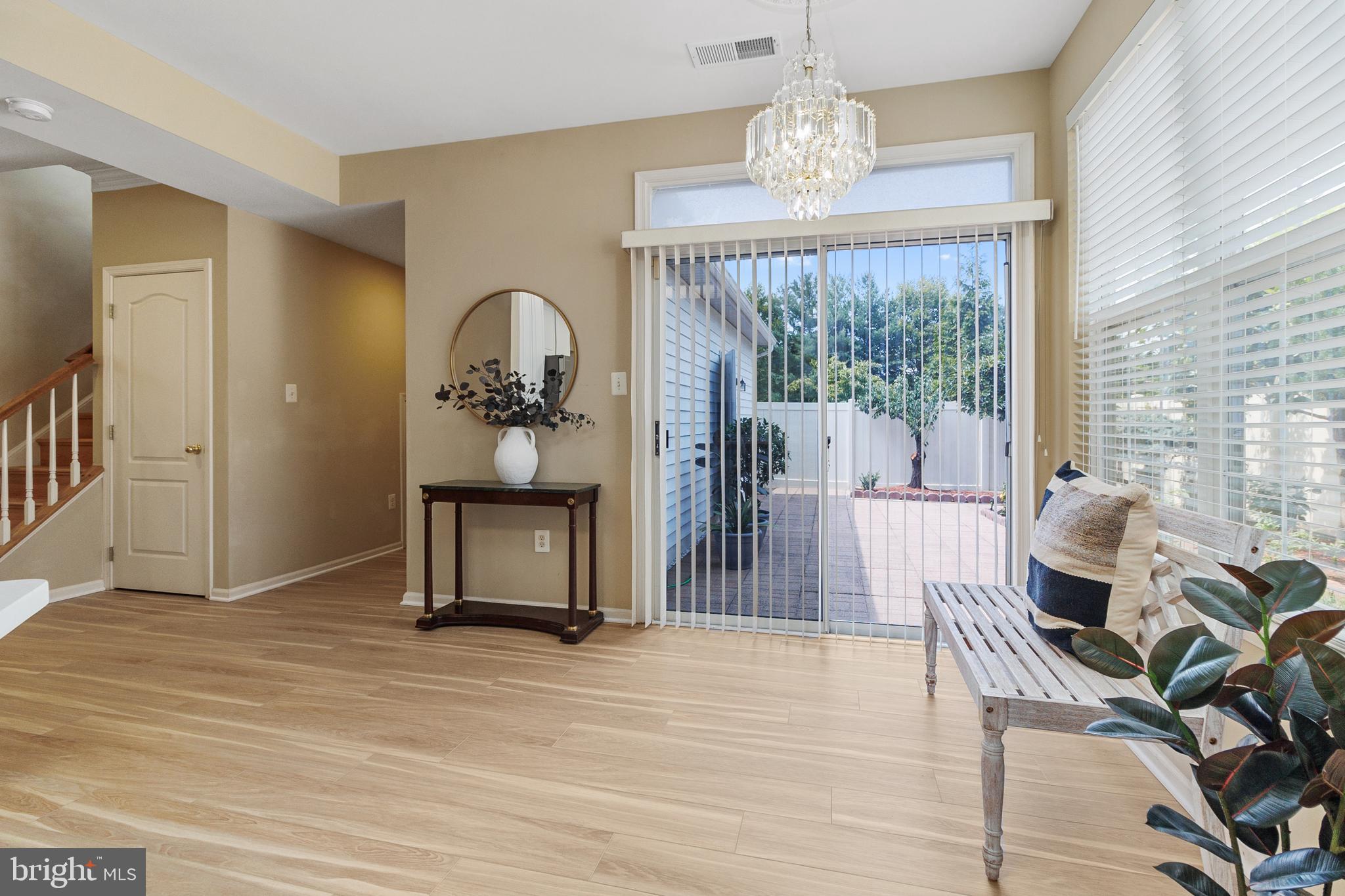 ASHBURN FARM - Residential