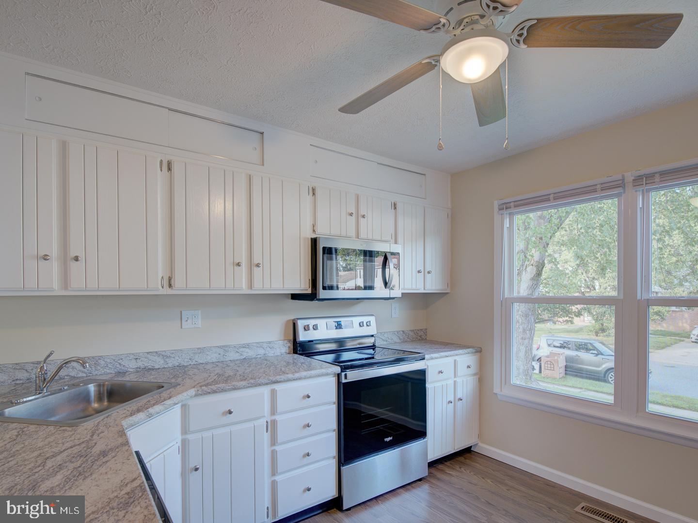 WILLOUGHBY WOODS - Residential