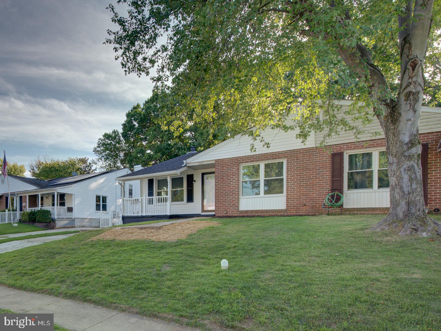 WILLOUGHBY WOODS - Residential