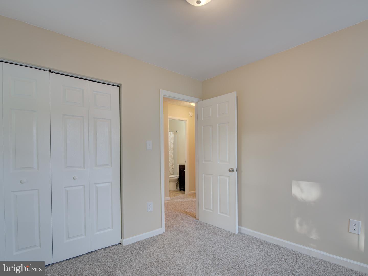 WILLOUGHBY WOODS - Residential