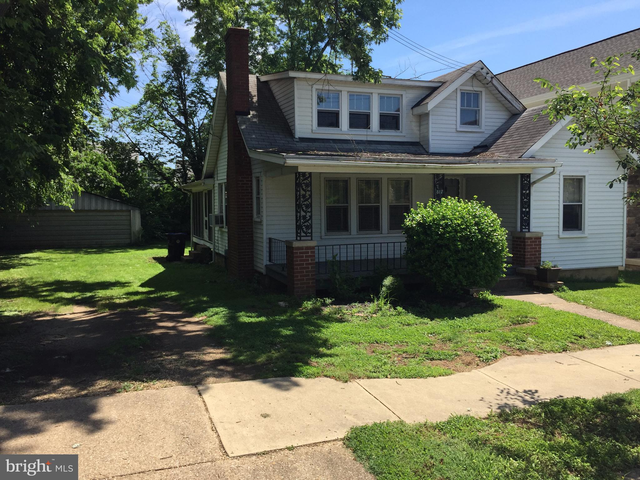 COLLEGE HEIGHTS - Residential