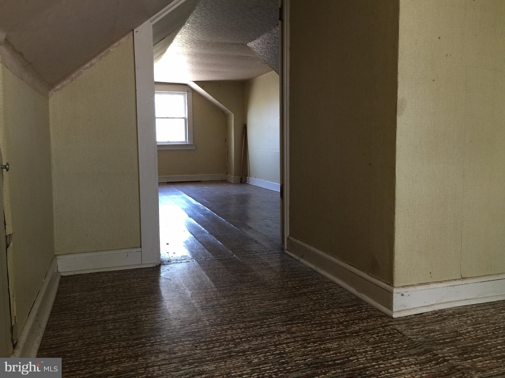 COLLEGE HEIGHTS - Residential