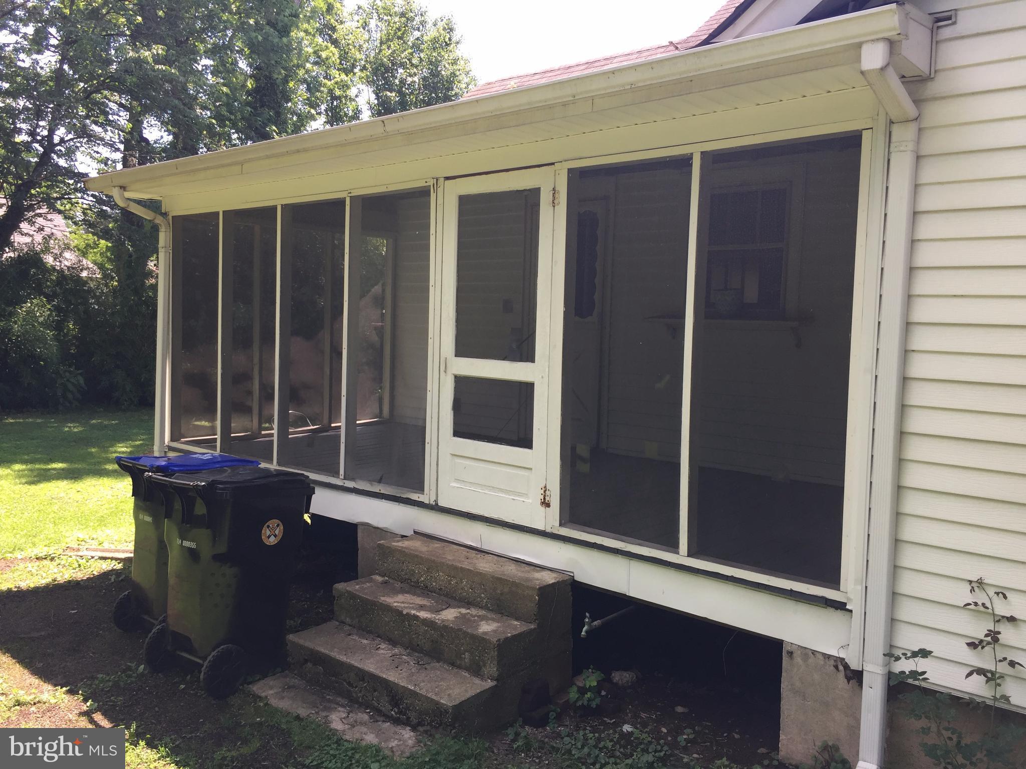 COLLEGE HEIGHTS - Residential