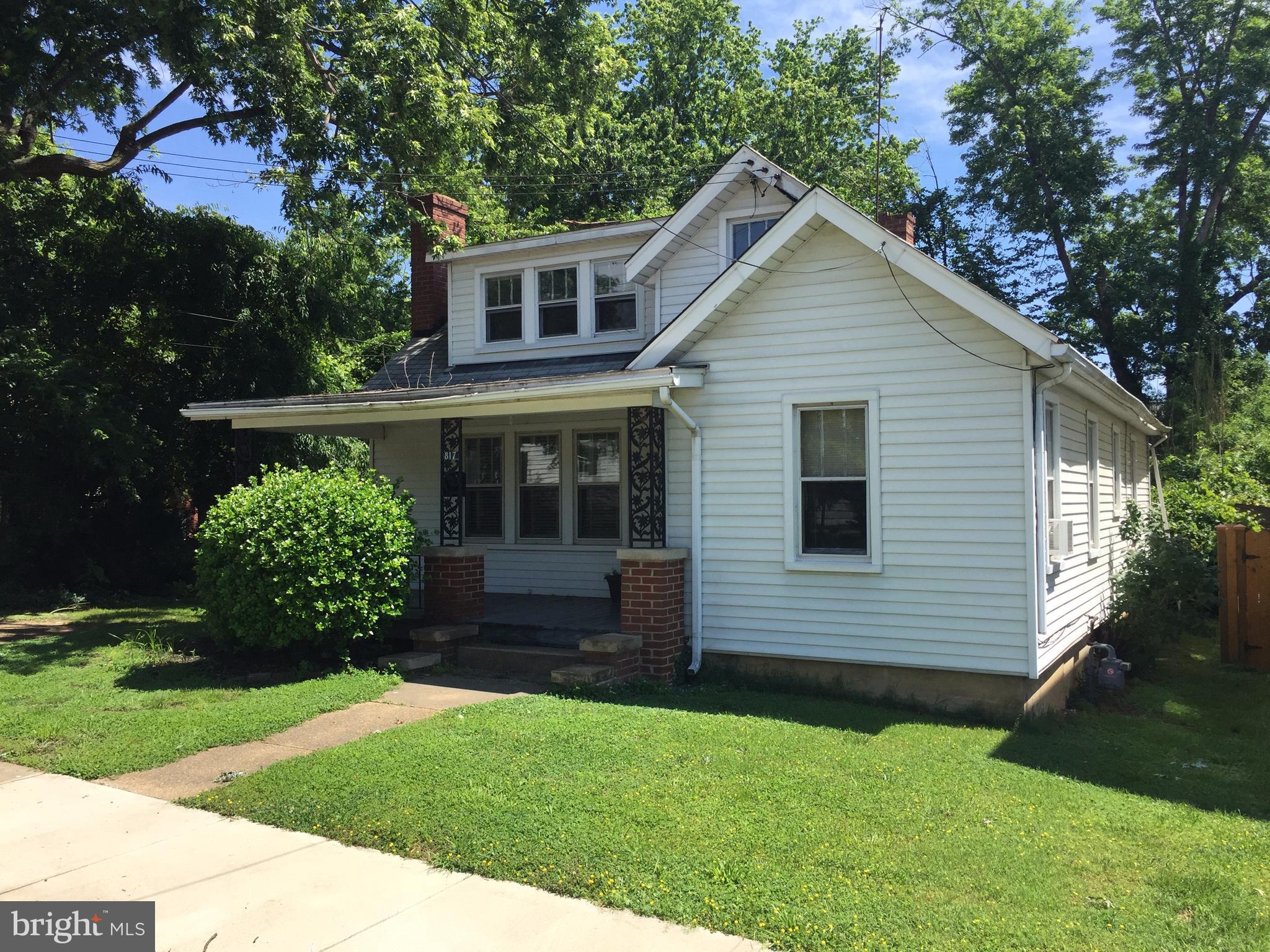 COLLEGE HEIGHTS - Residential