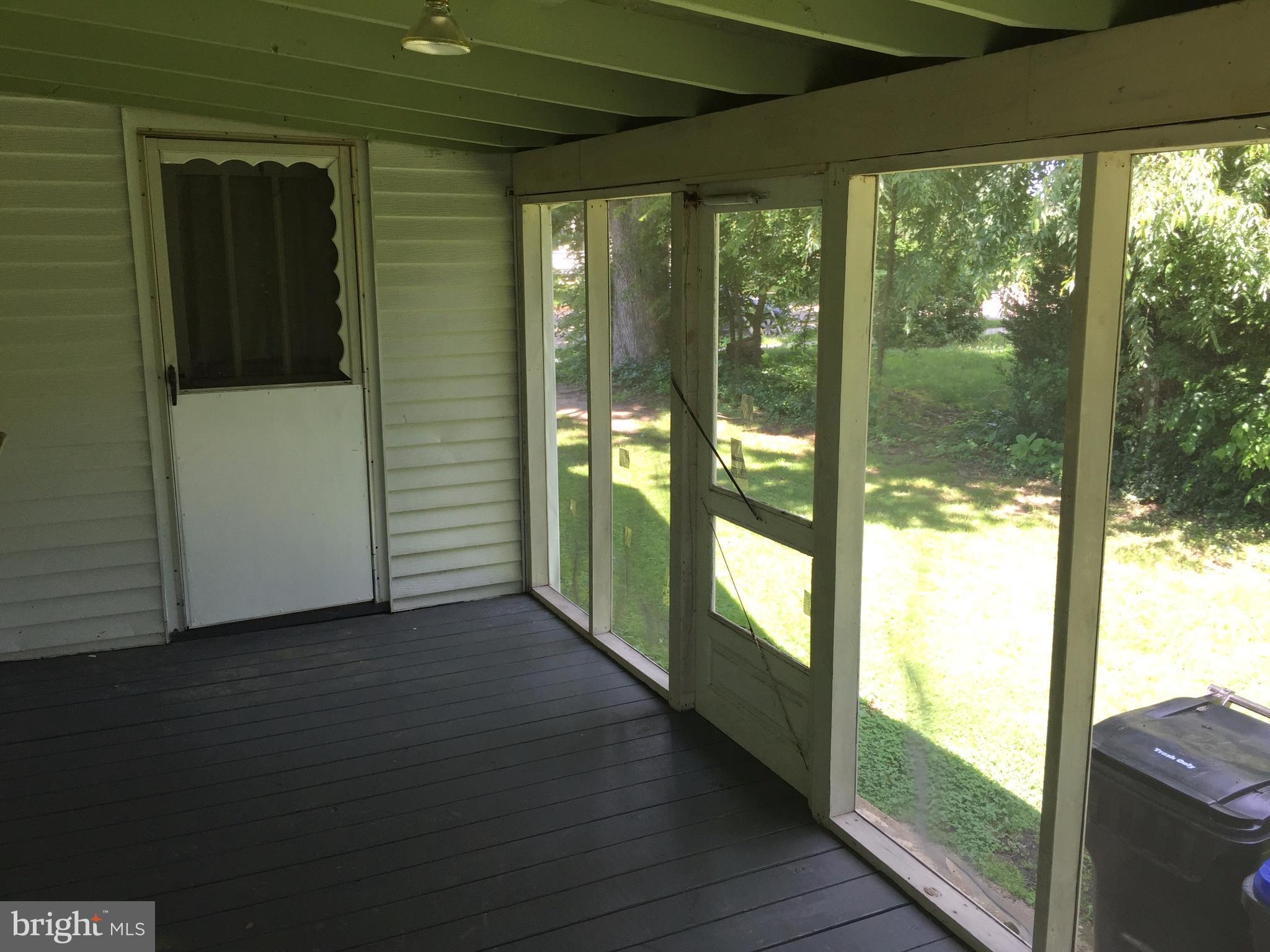 COLLEGE HEIGHTS - Residential