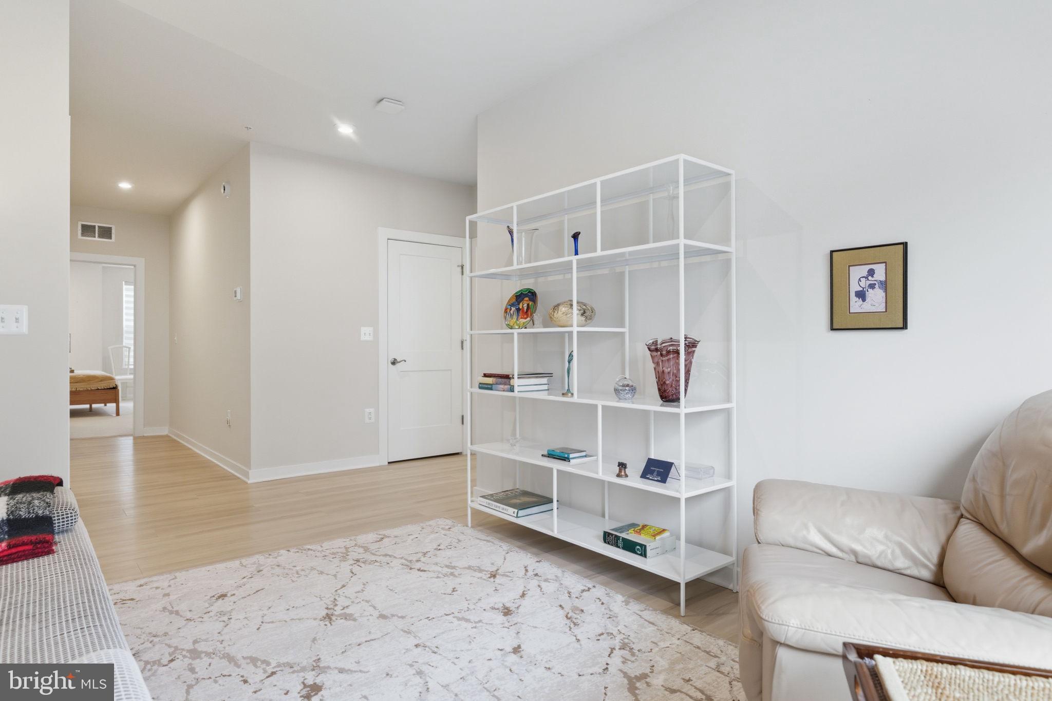 ASHBROOK PLACE - Residential