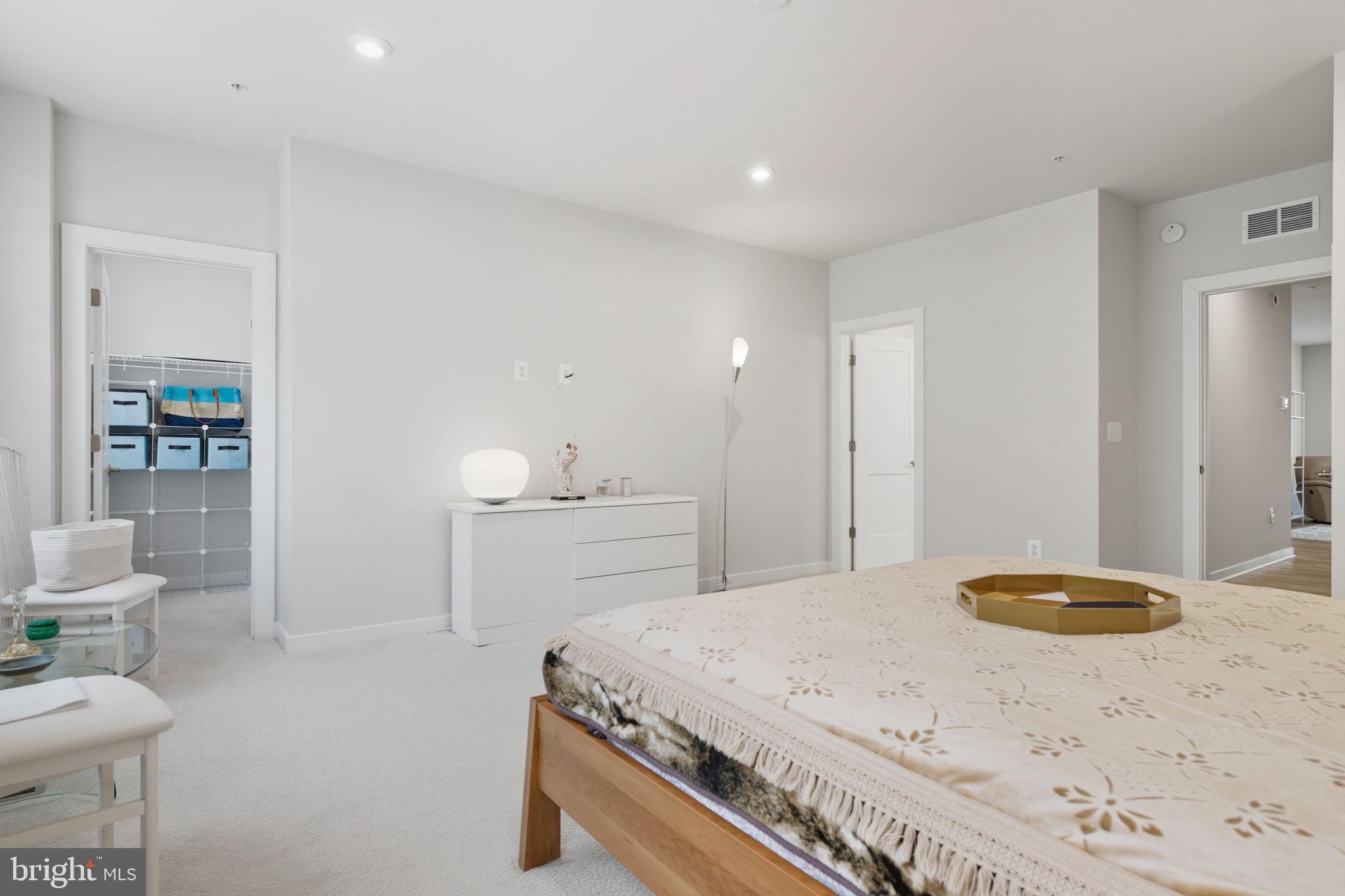 ASHBROOK PLACE - Residential