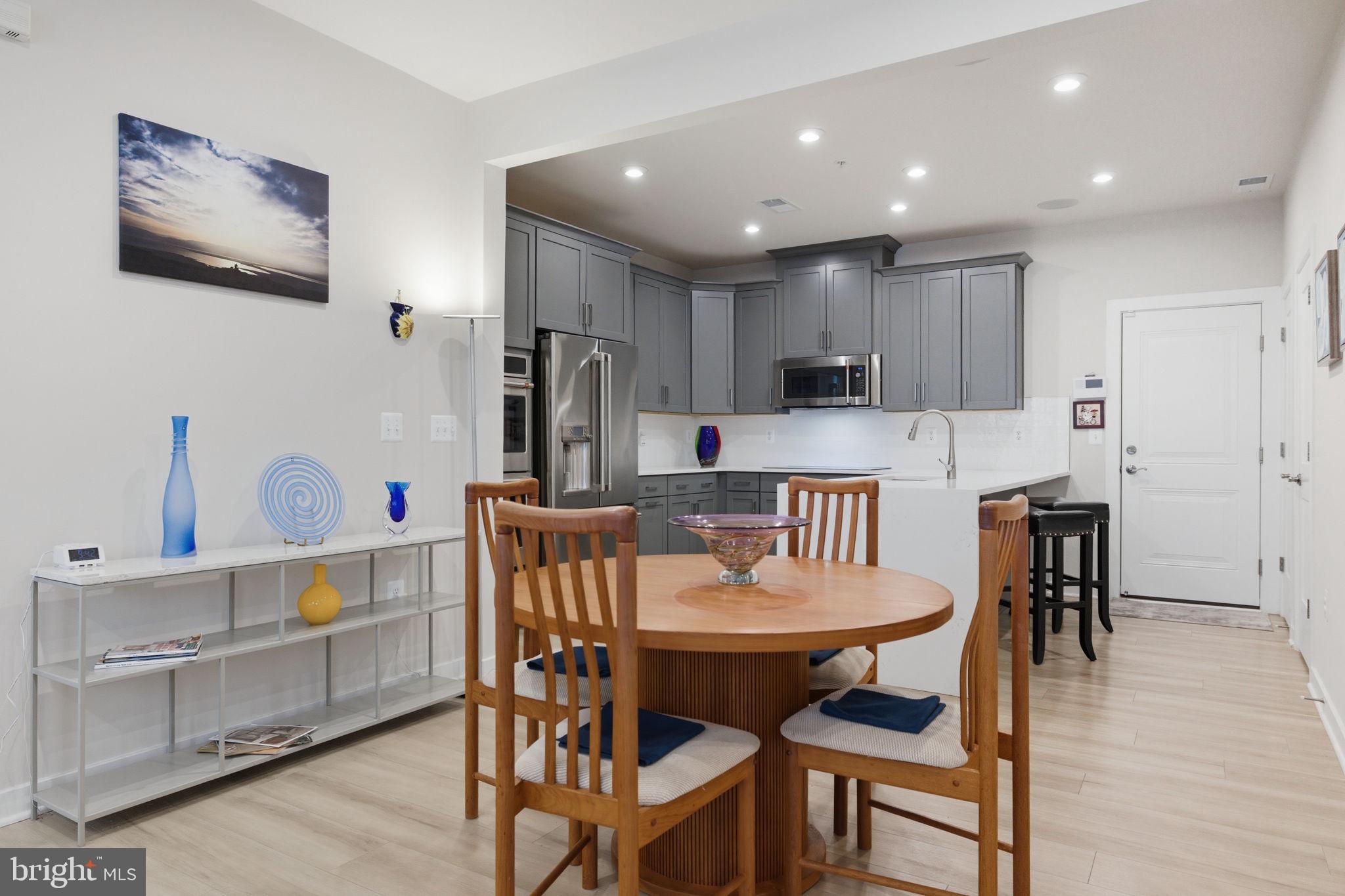 ASHBROOK PLACE - Residential