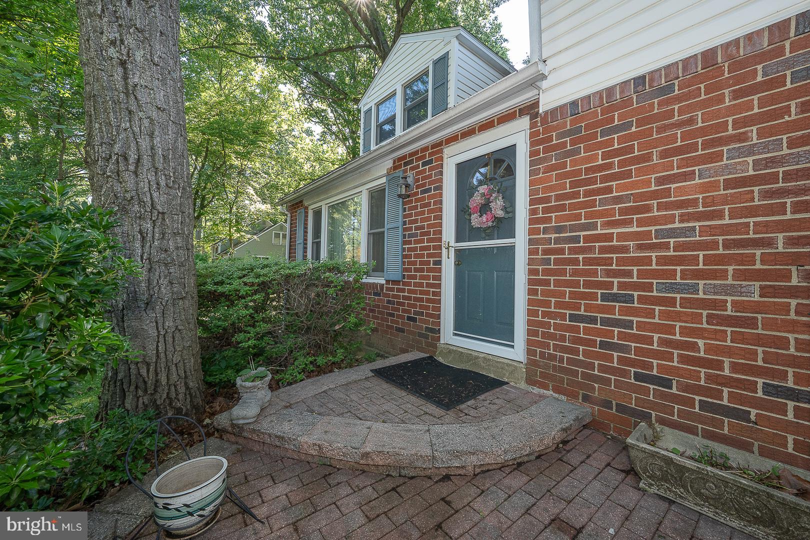 1310 MARY JANE LANE