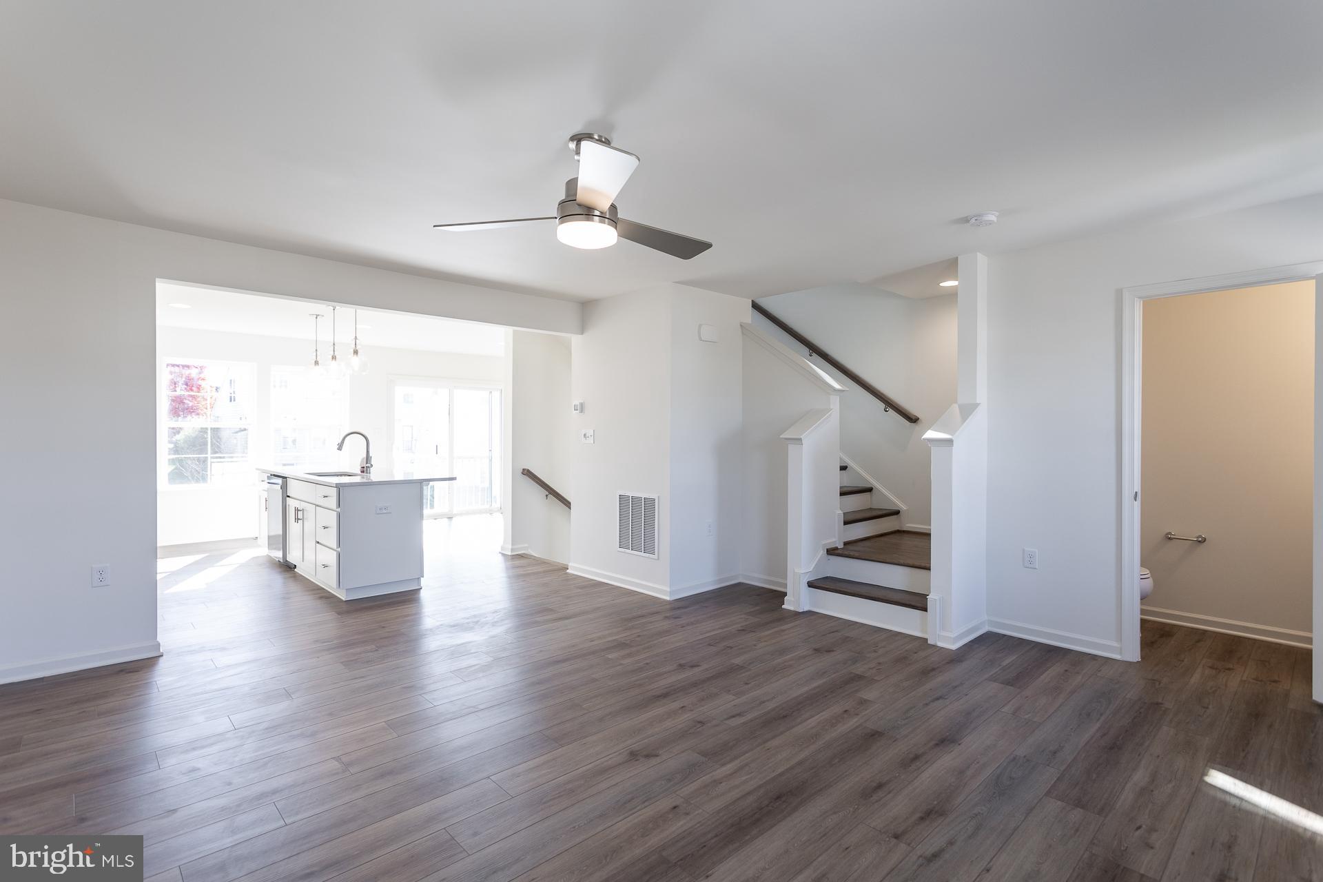 ARCHERS ROCK - Residential