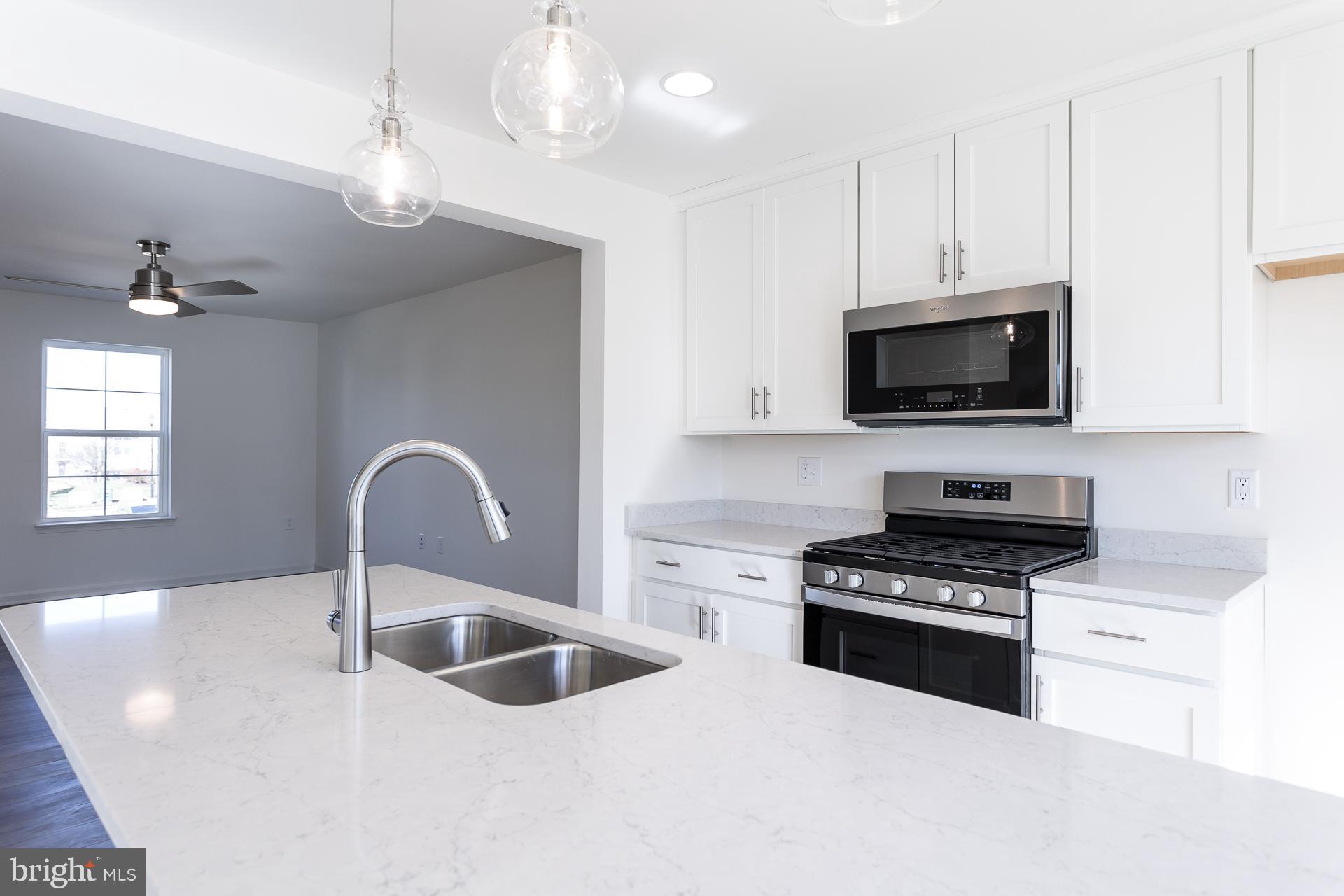 ARCHERS ROCK - Residential