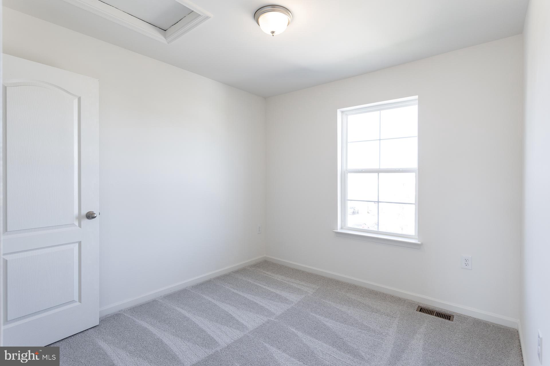 ARCHERS ROCK - Residential