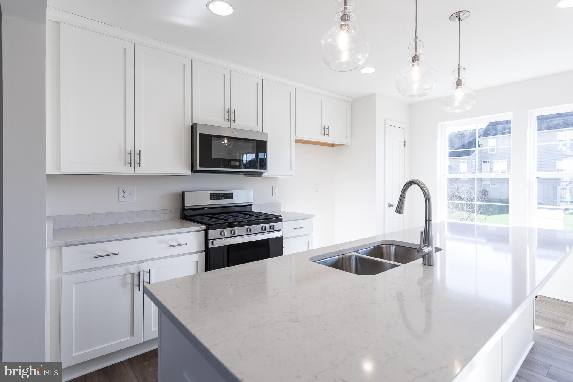 ARCHERS ROCK - Residential