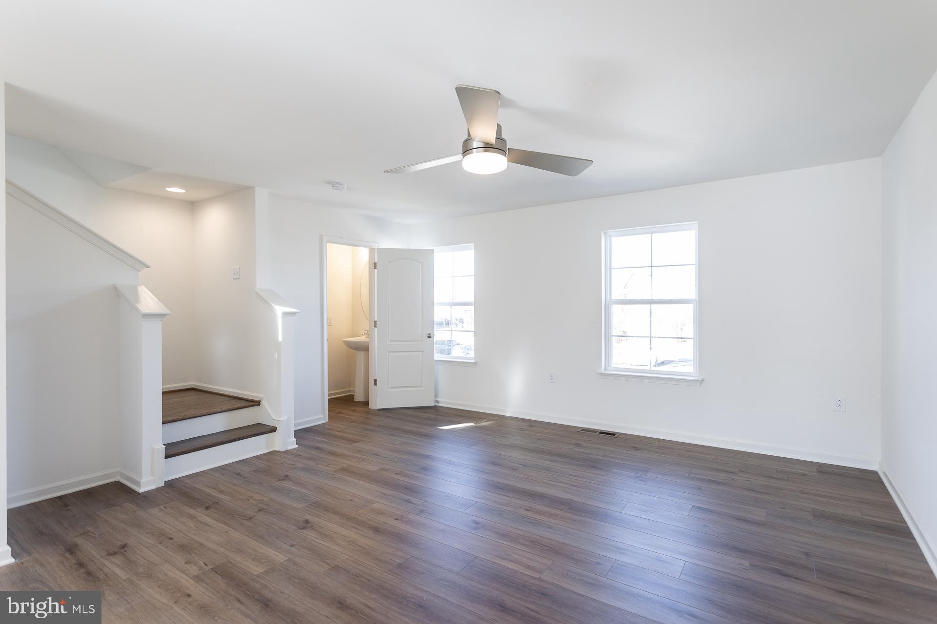 ARCHERS ROCK - Residential