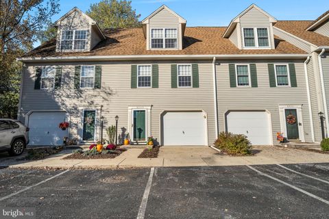 6302 DARLINGTON DRIVE HARRISBURG PA 17112