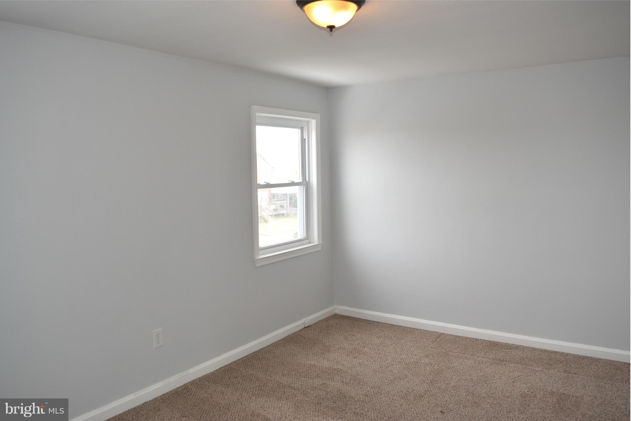 GRAY MANOR HOMES - Residential Lease