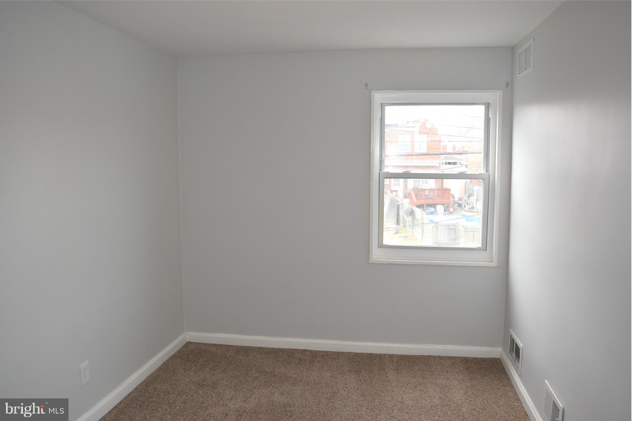 GRAY MANOR HOMES - Residential Lease