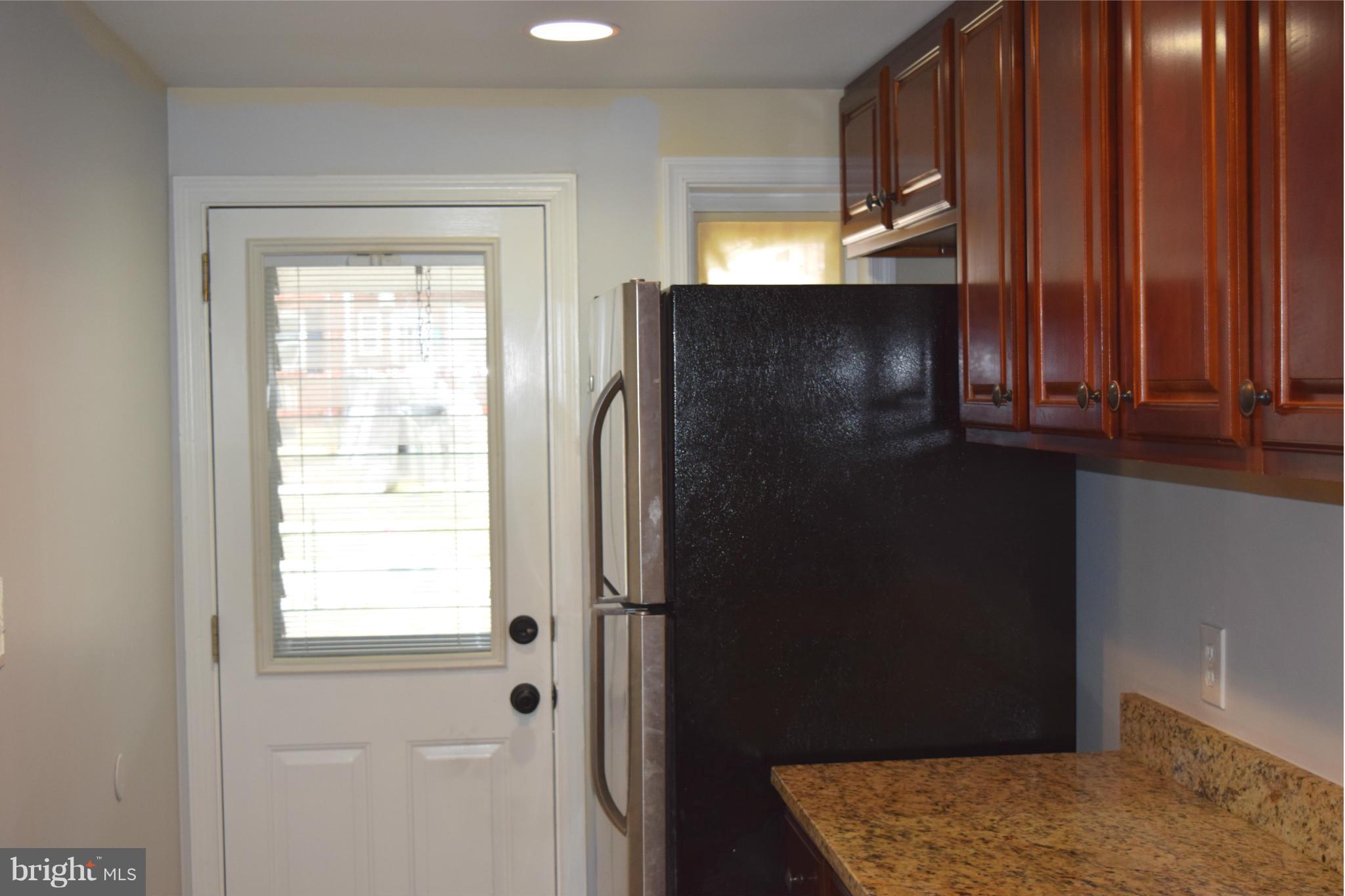 GRAY MANOR HOMES - Residential Lease