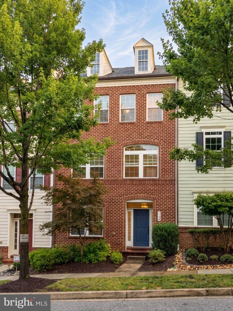 Townhouse For Rent - 7724 Water Street<br/> Howard County, FULTON, MD 20759
