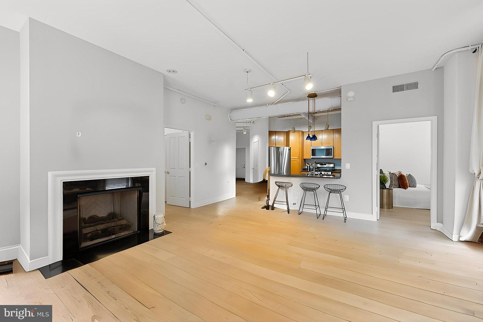 ELAN AT EAST MARKET - Residential